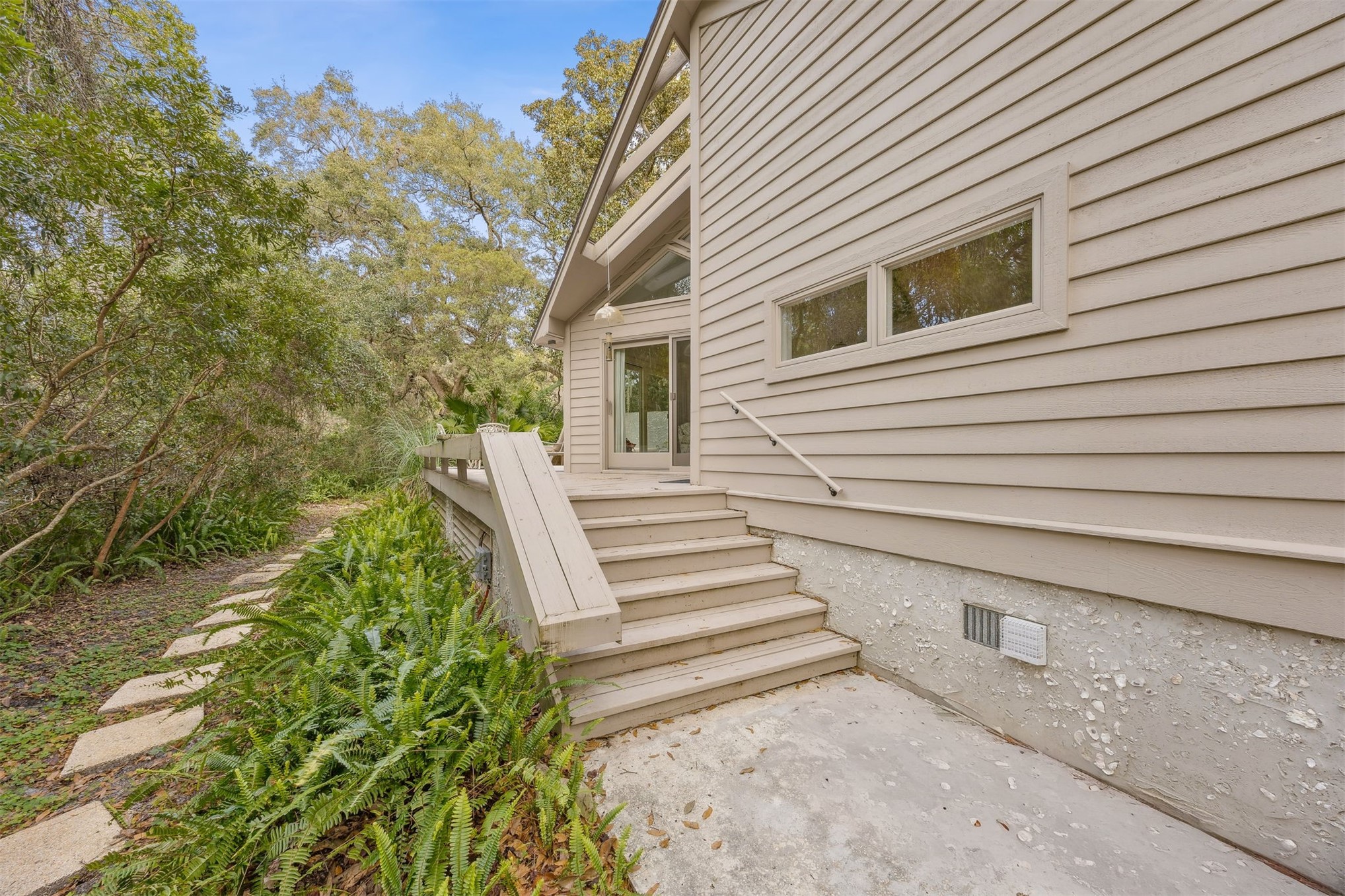 59 LAUREL OAK ROAD