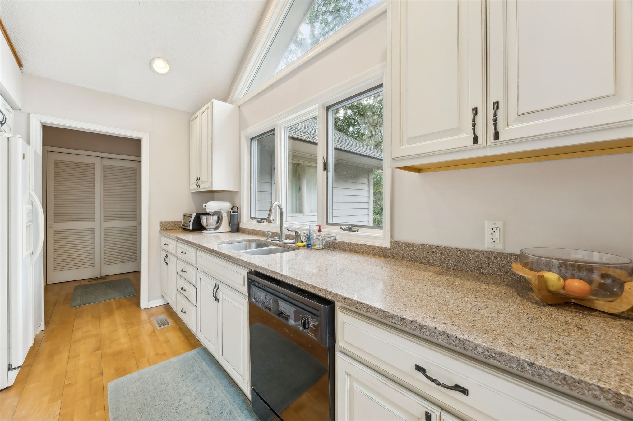59 LAUREL OAK ROAD
