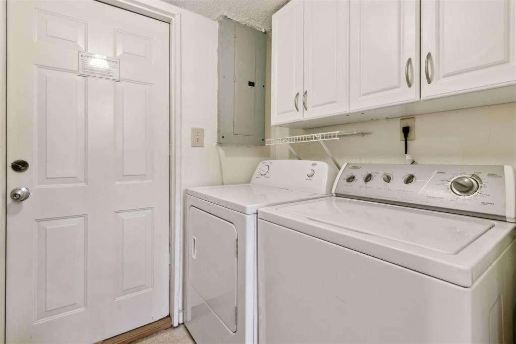 2004 BEACH WOOD ROAD 2004