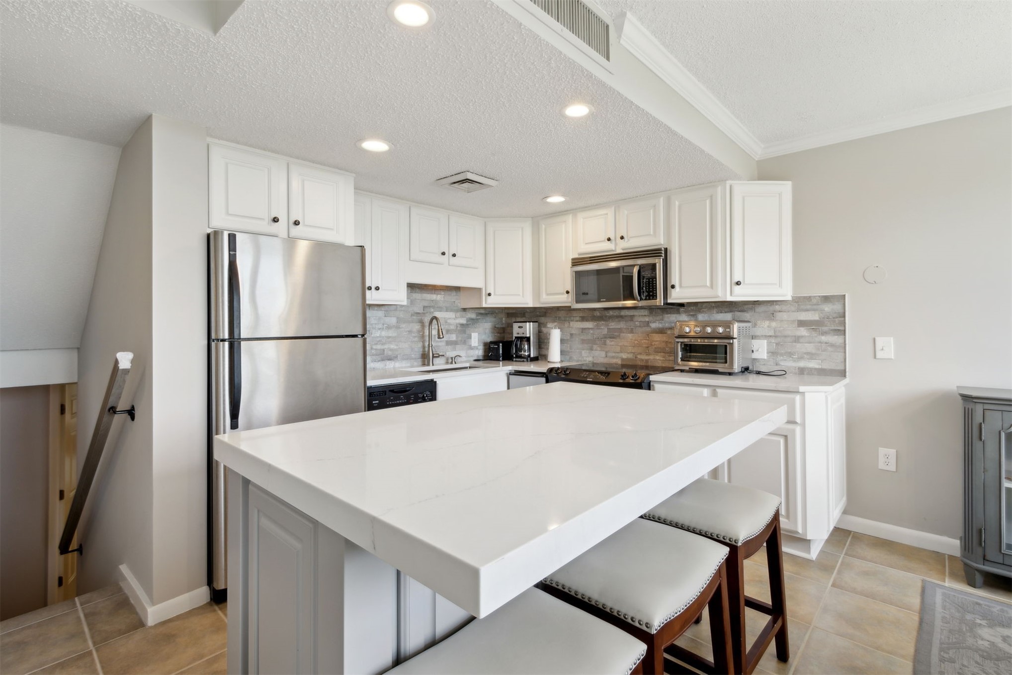 1165 BEACH WALKER ROAD 1165