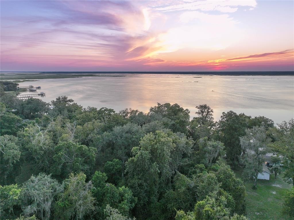 1356 SHADOW WOODS LANE