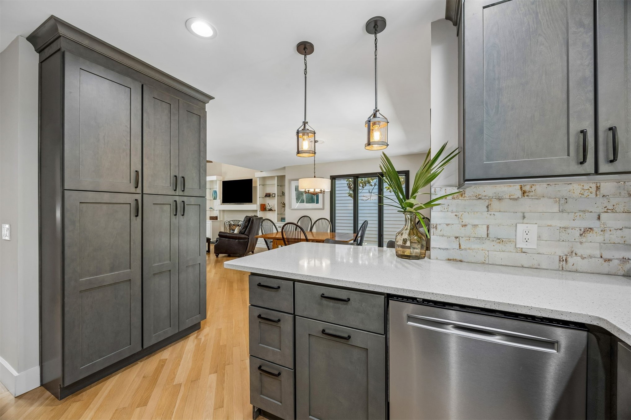 57 LAUREL OAK