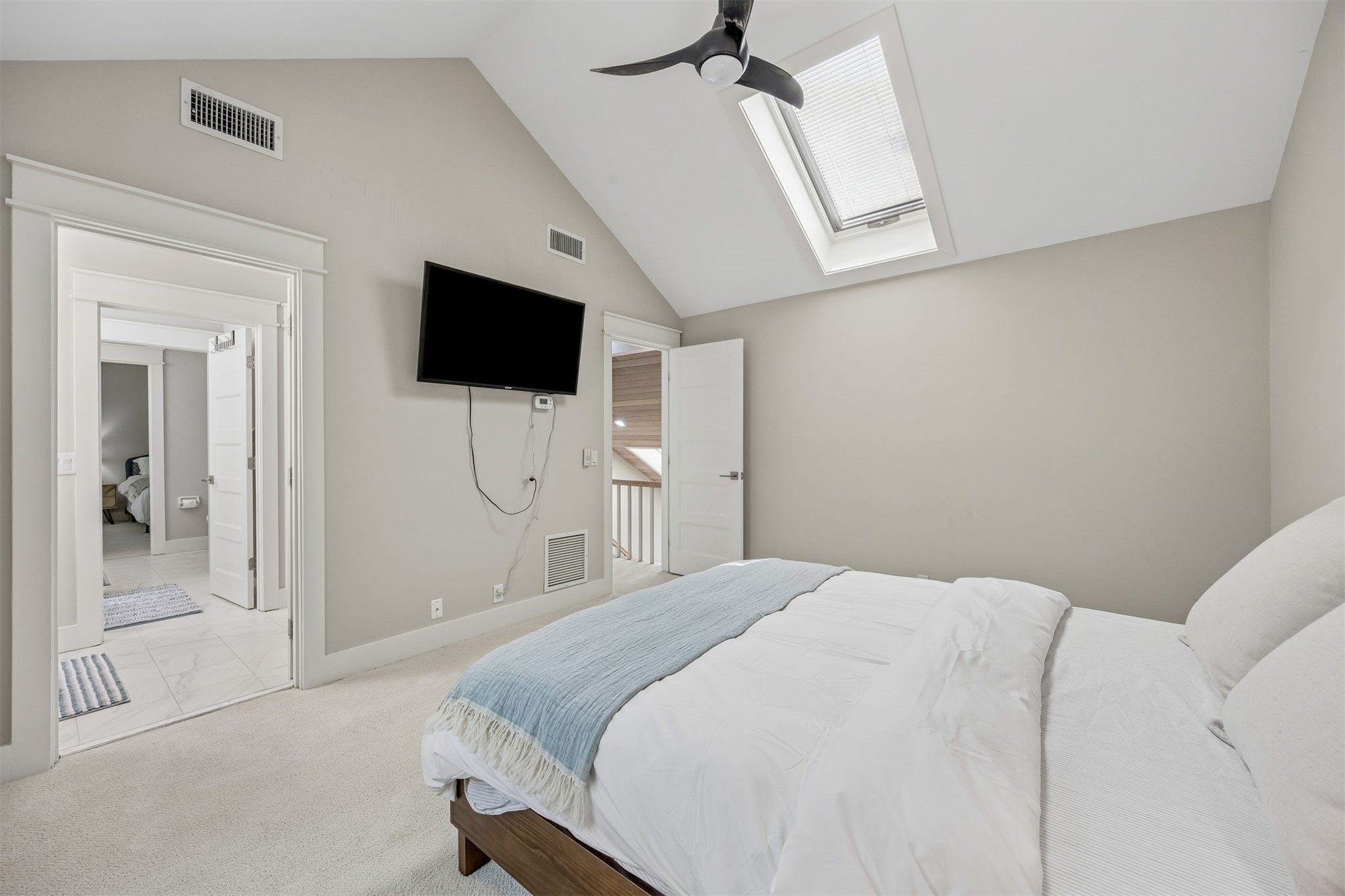 57 LAUREL OAK