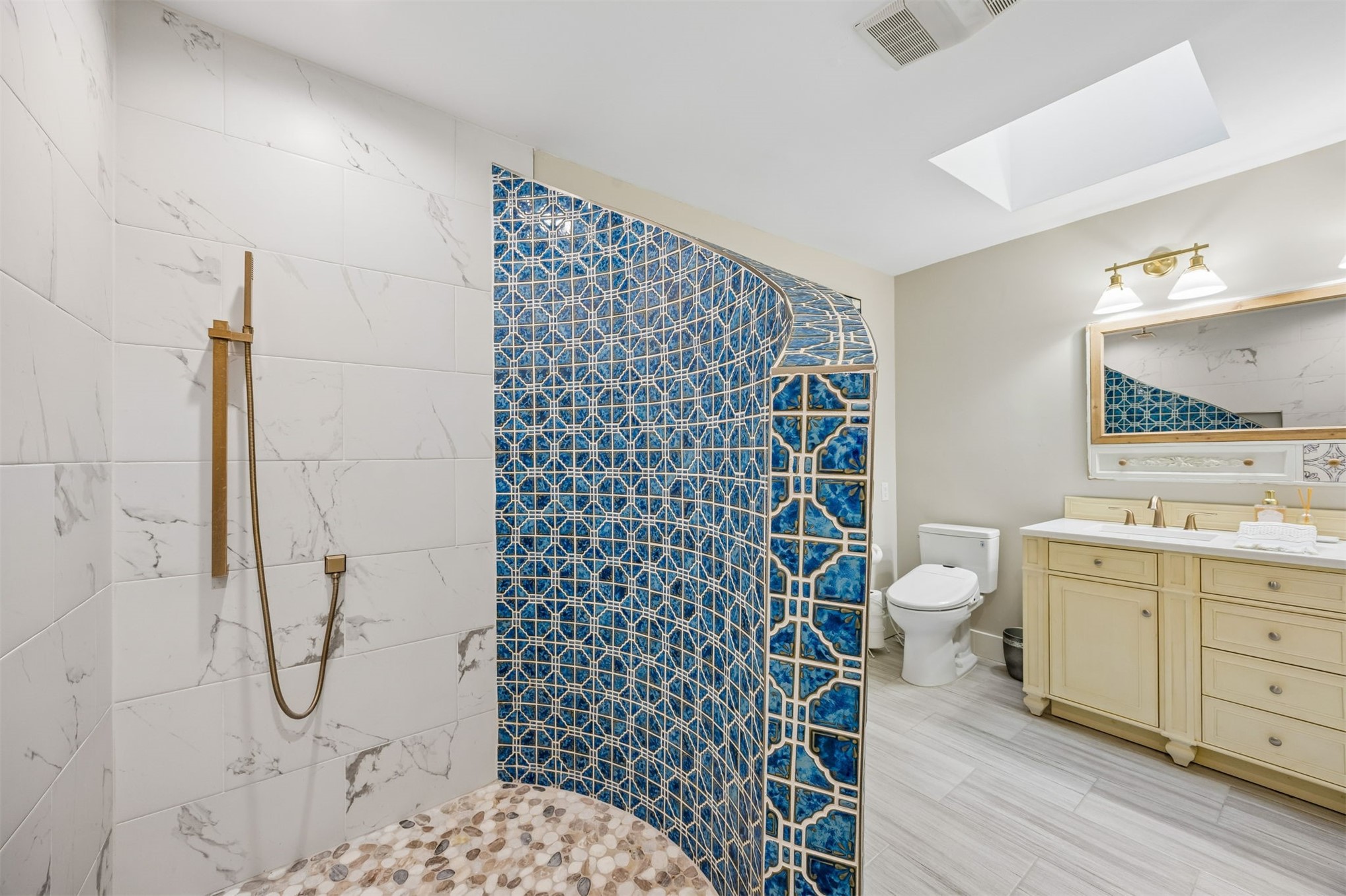 57 LAUREL OAK