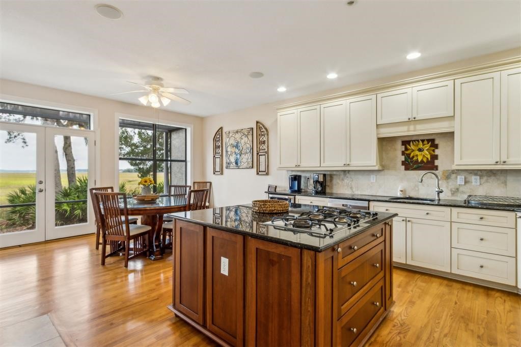 3119 SEA MARSH ROAD