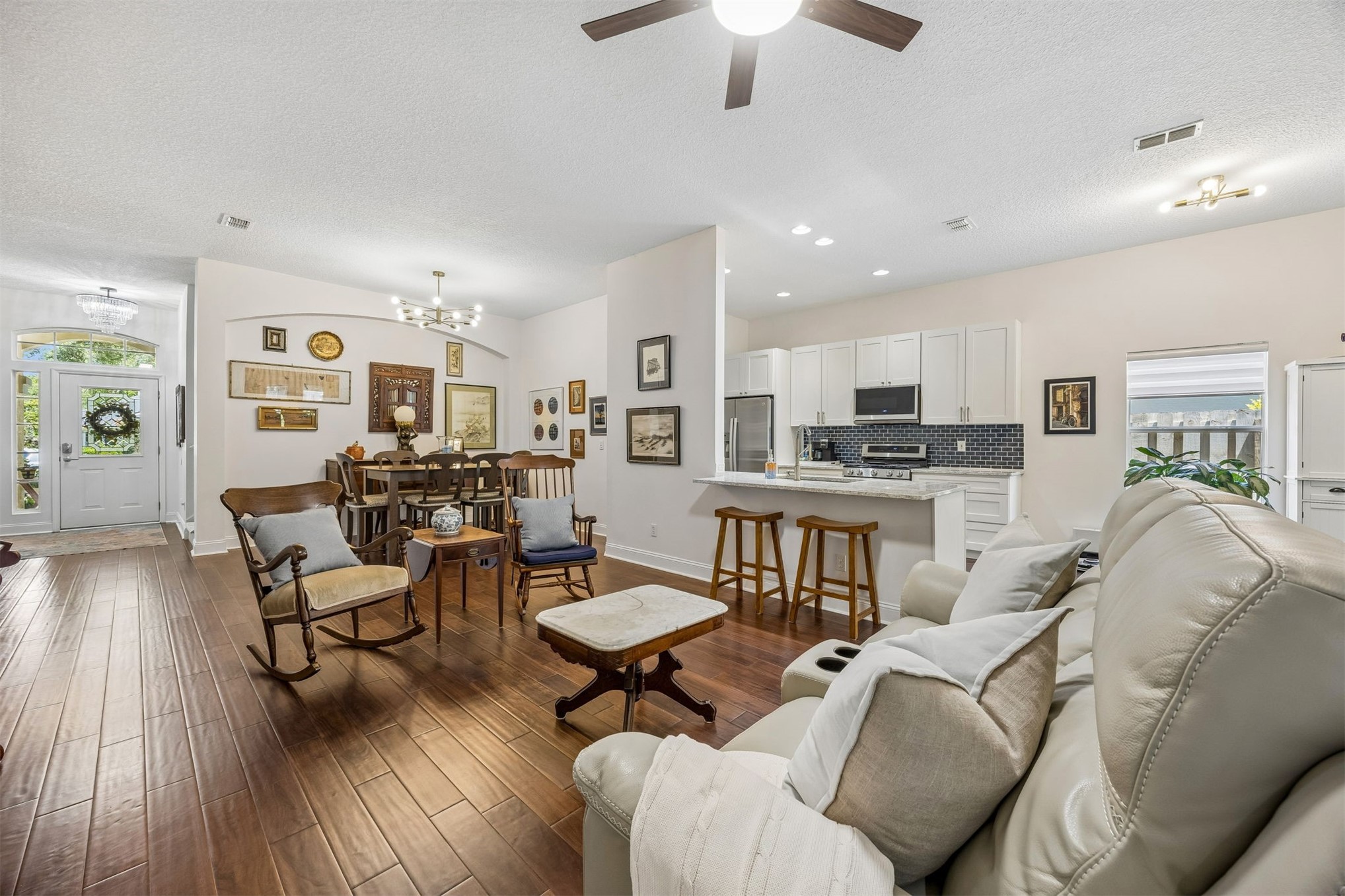 86107 REMSENBURG DRIVE
