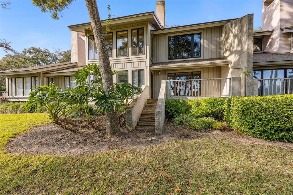 2206 BOXWOOD LANE 2206