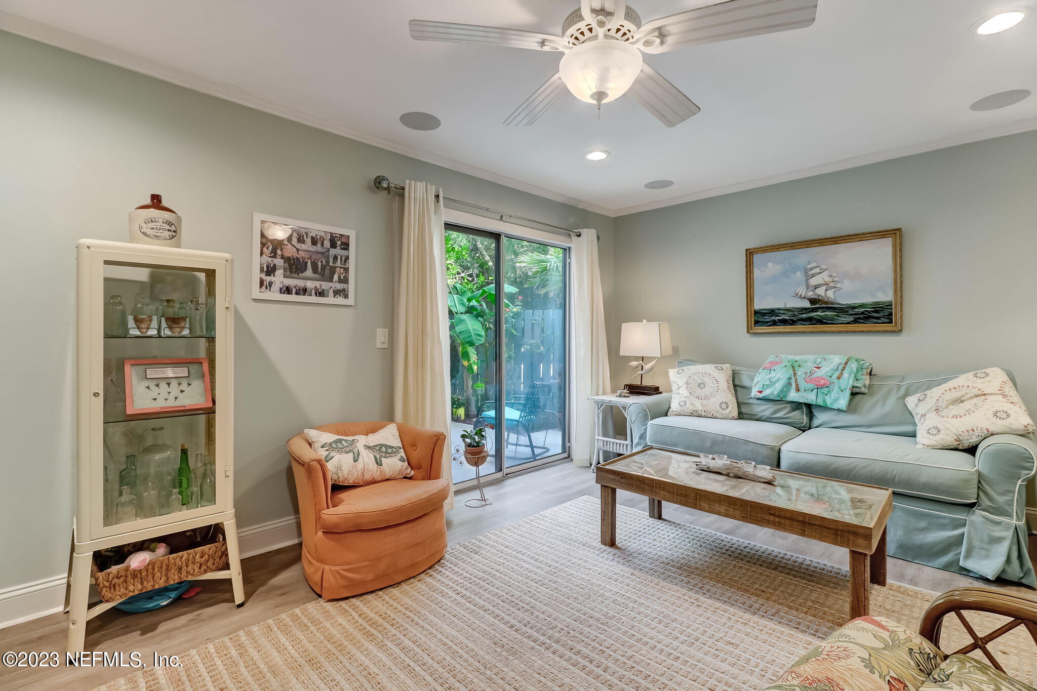 2700 MIZELL Avenue, 903