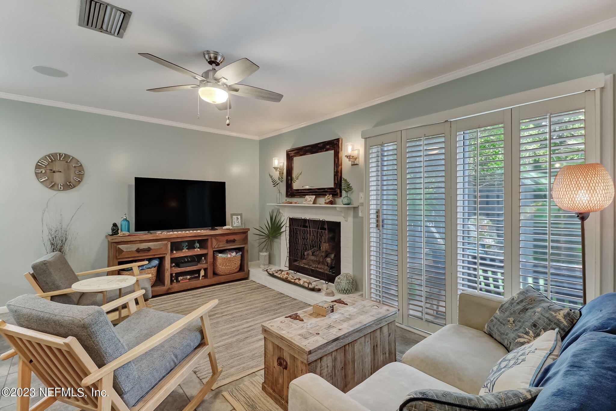 2700 MIZELL Avenue, 903