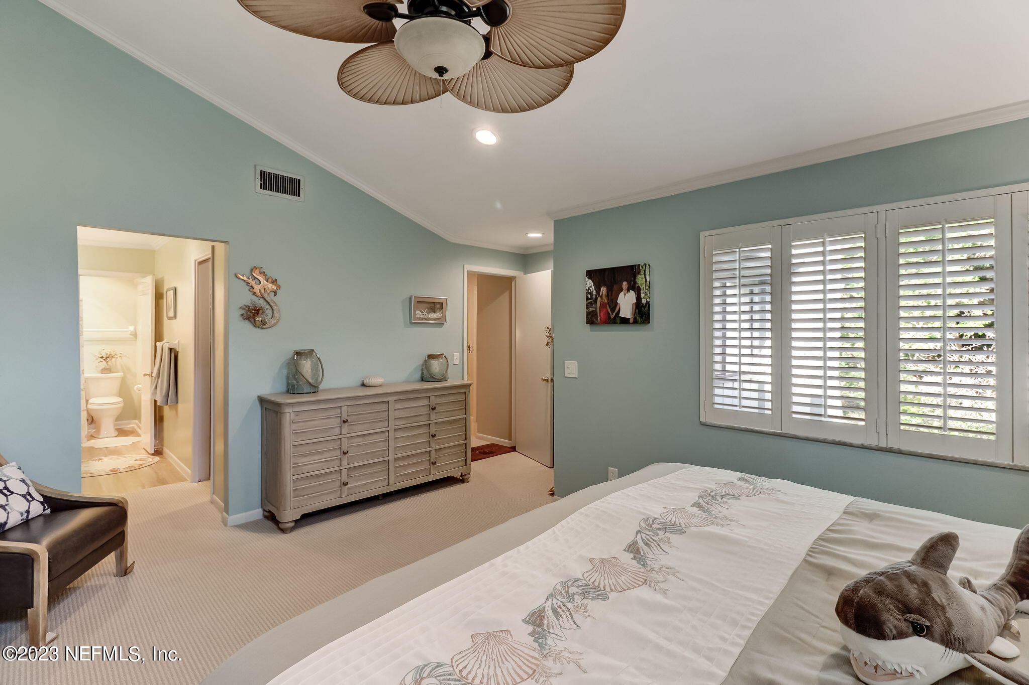 2700 MIZELL Avenue, 903