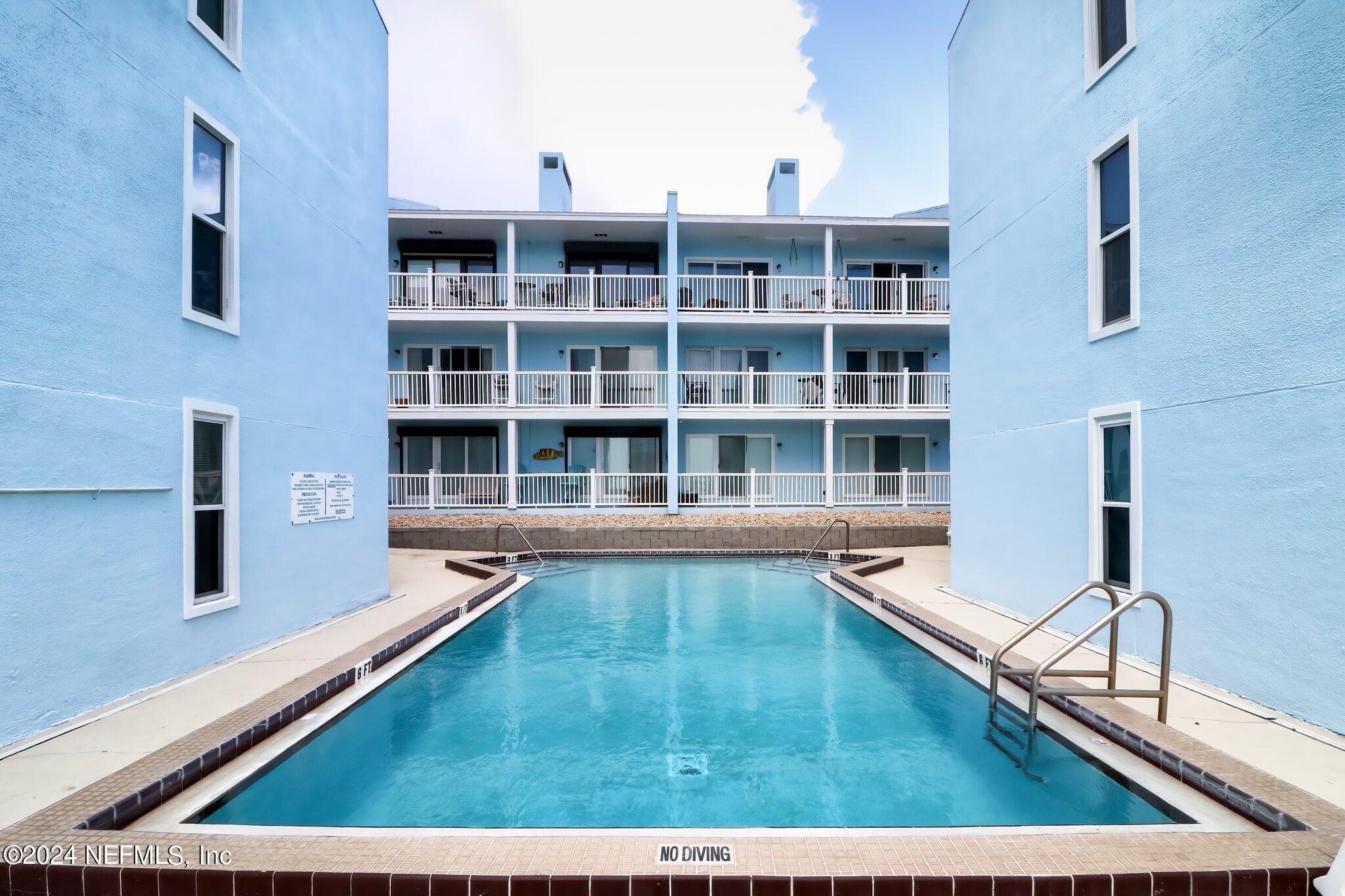 3200 S FLETCHER Avenue, A-1