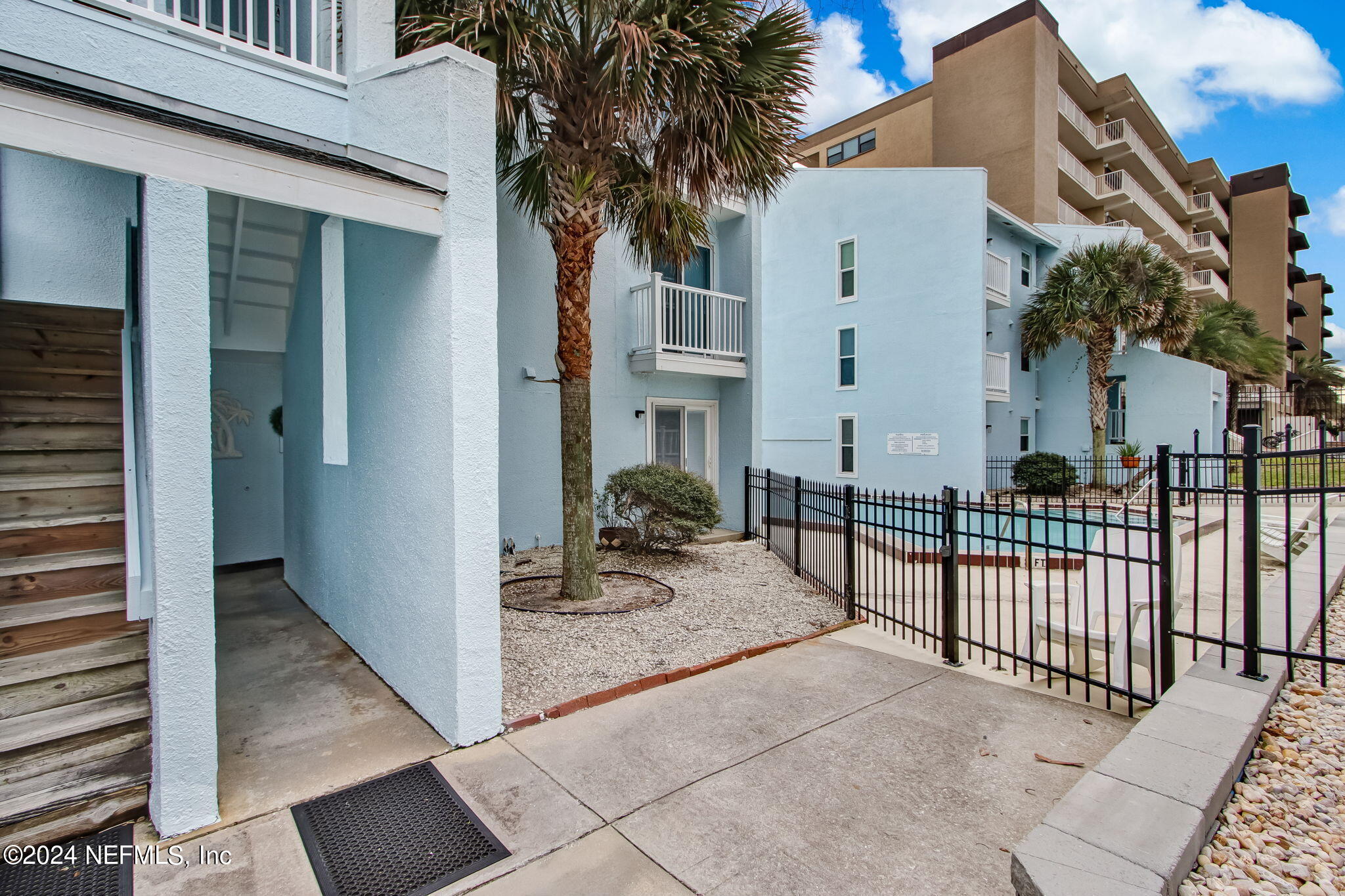 3200 S FLETCHER Avenue, A-1