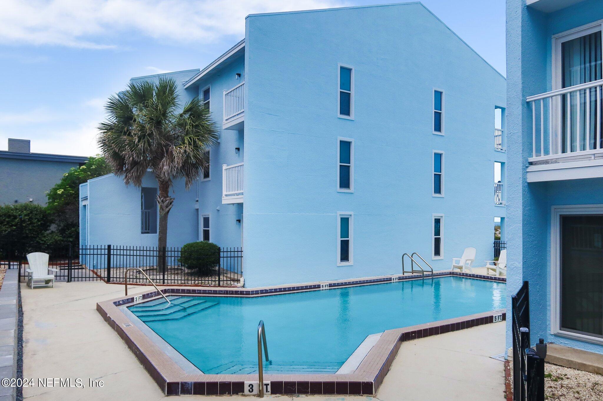 3200 S FLETCHER Avenue, A-1