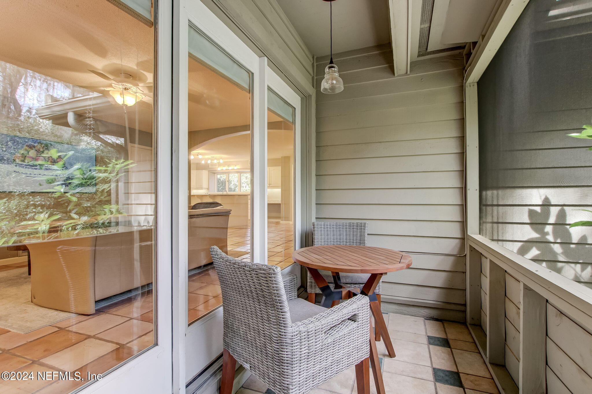 19 SPARKLEBERRY Court