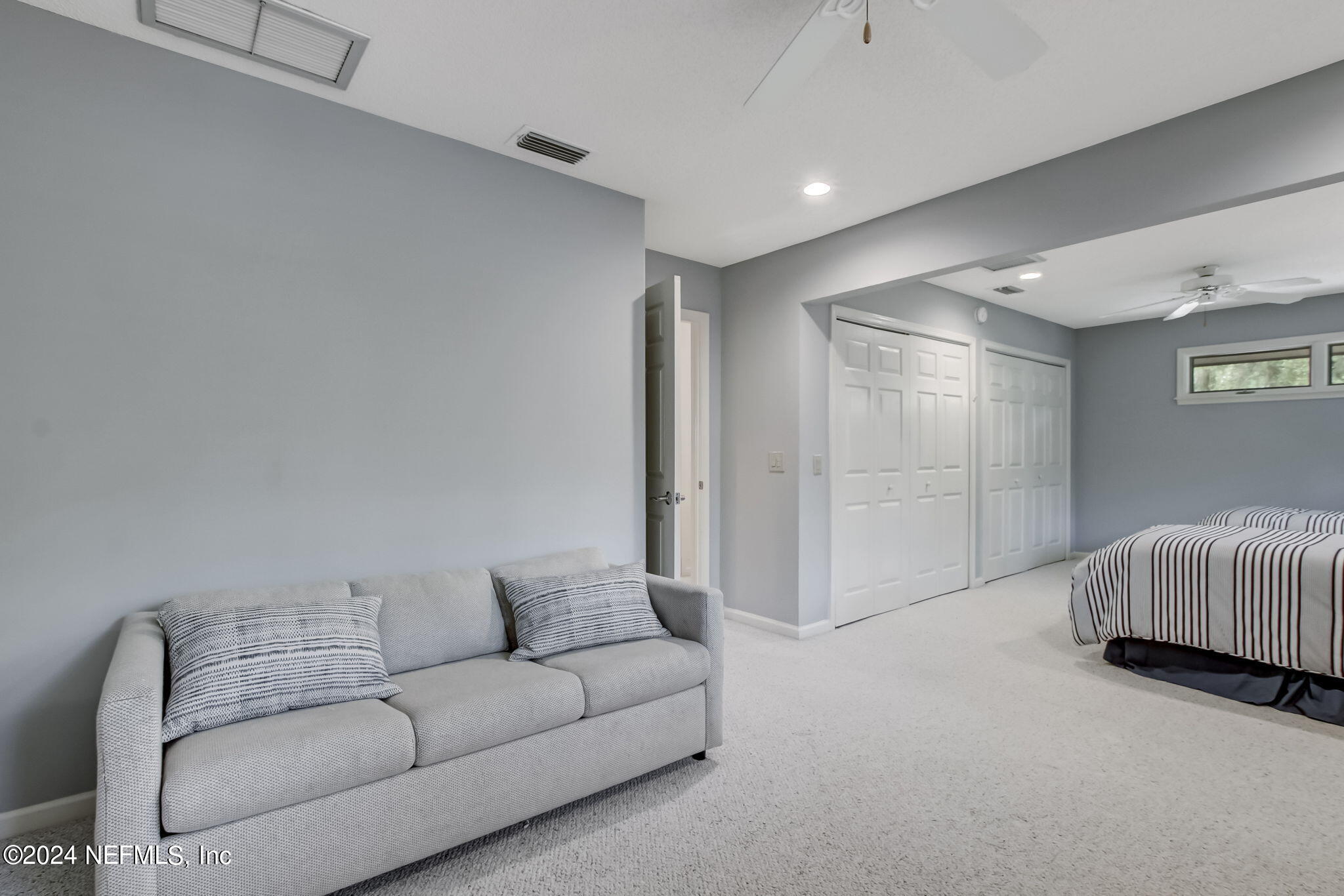 19 SPARKLEBERRY Court