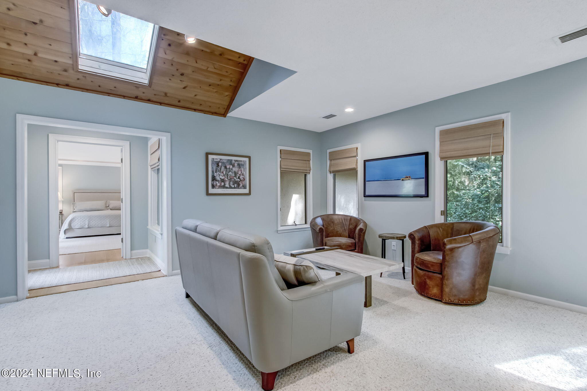 19 SPARKLEBERRY Court