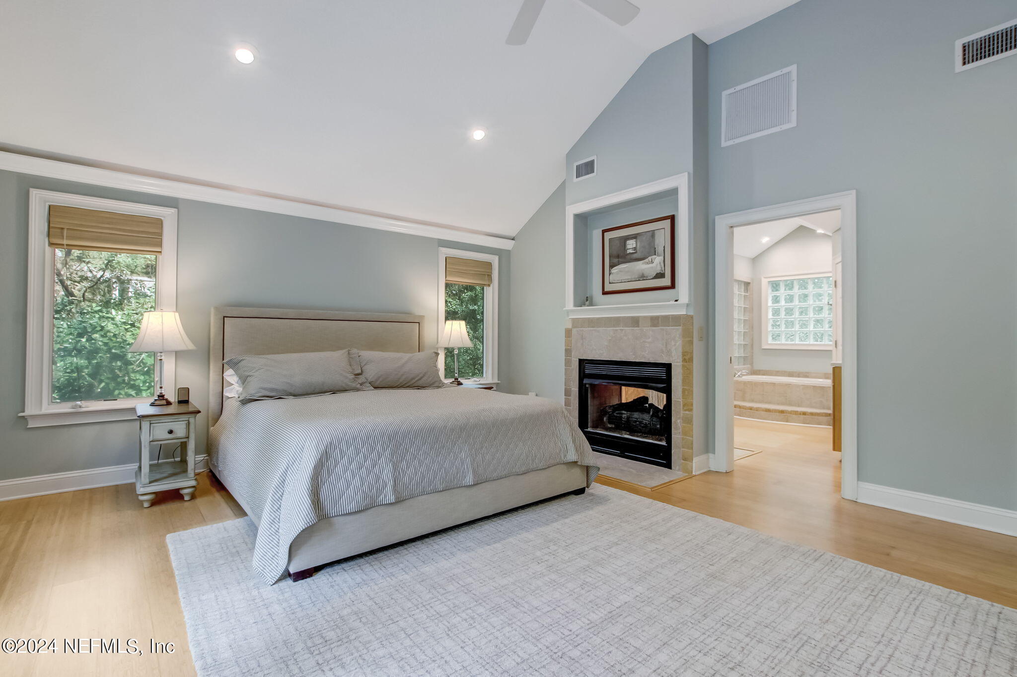 19 SPARKLEBERRY Court