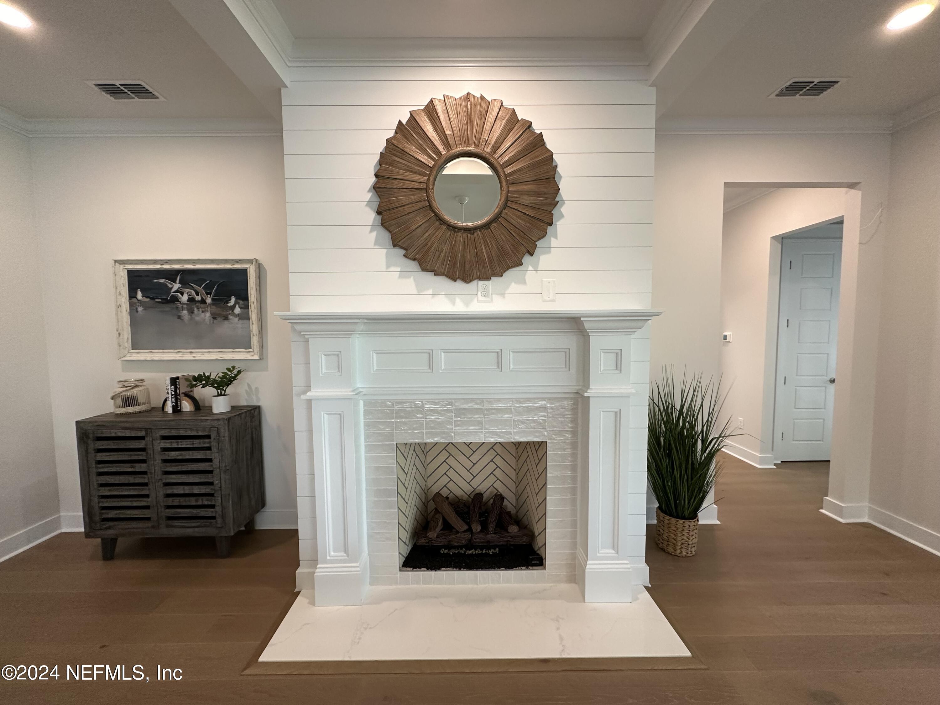 2926 RIVERBEND Walk