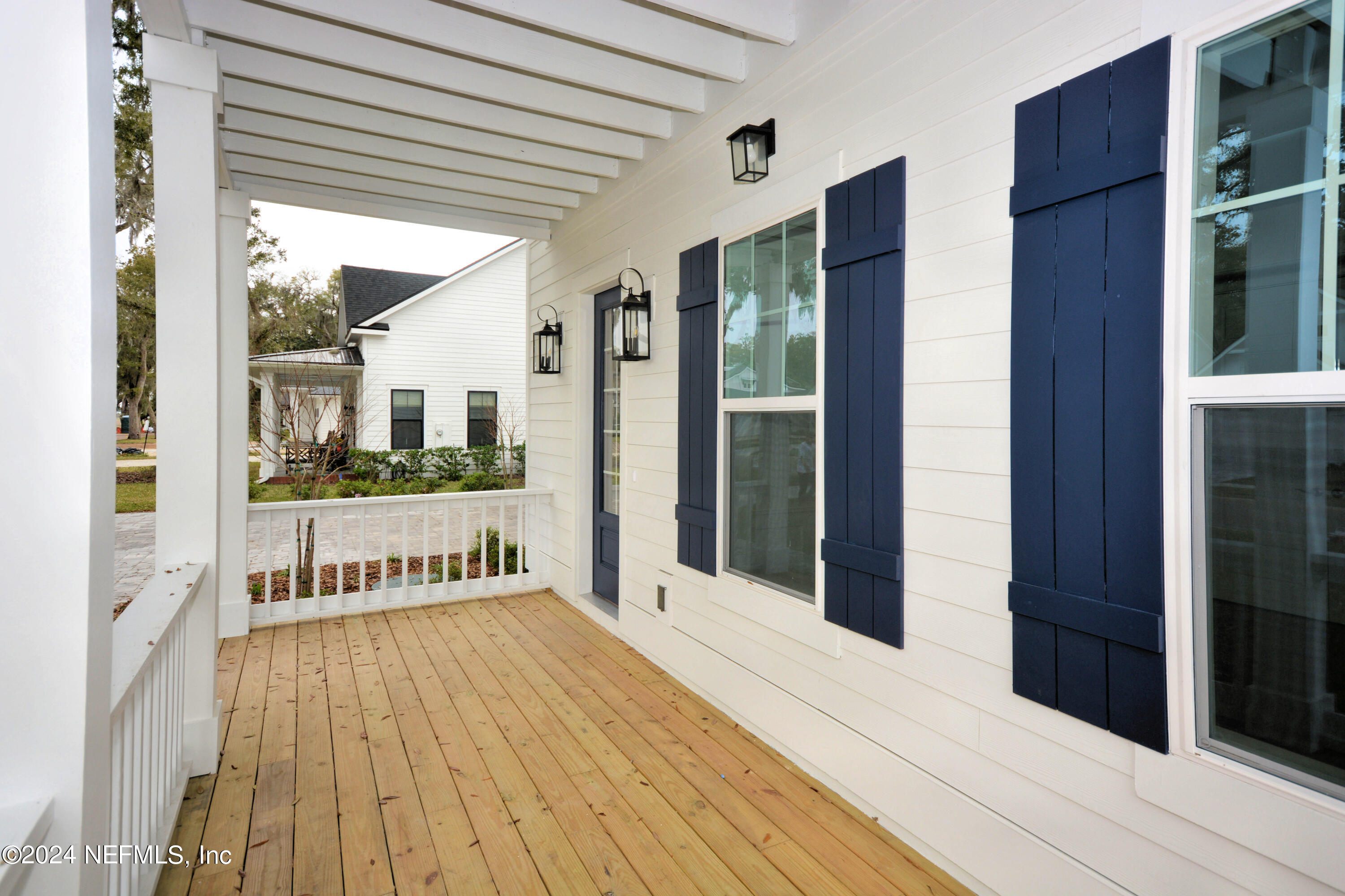 2926 RIVERBEND Walk