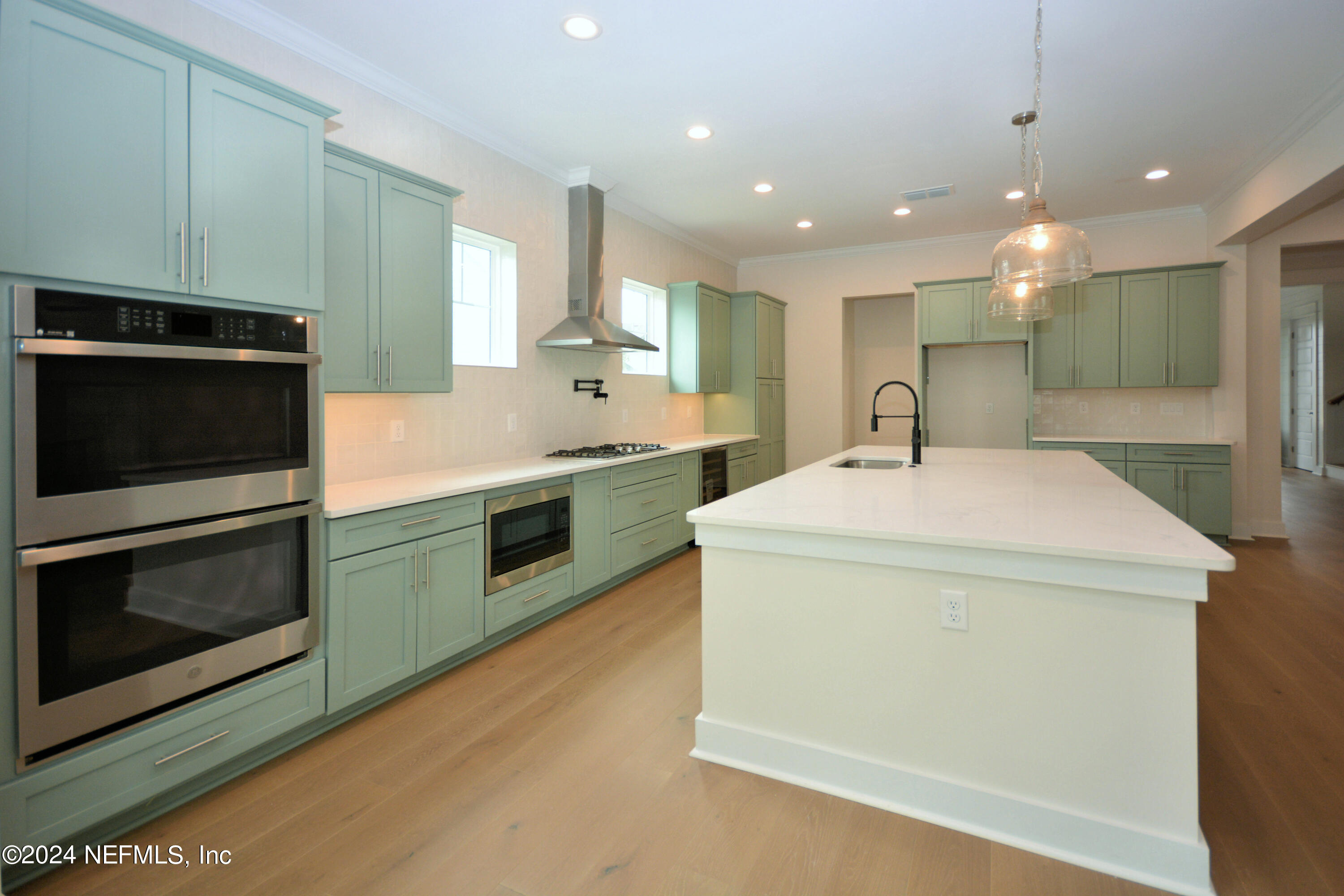 2926 RIVERBEND Walk