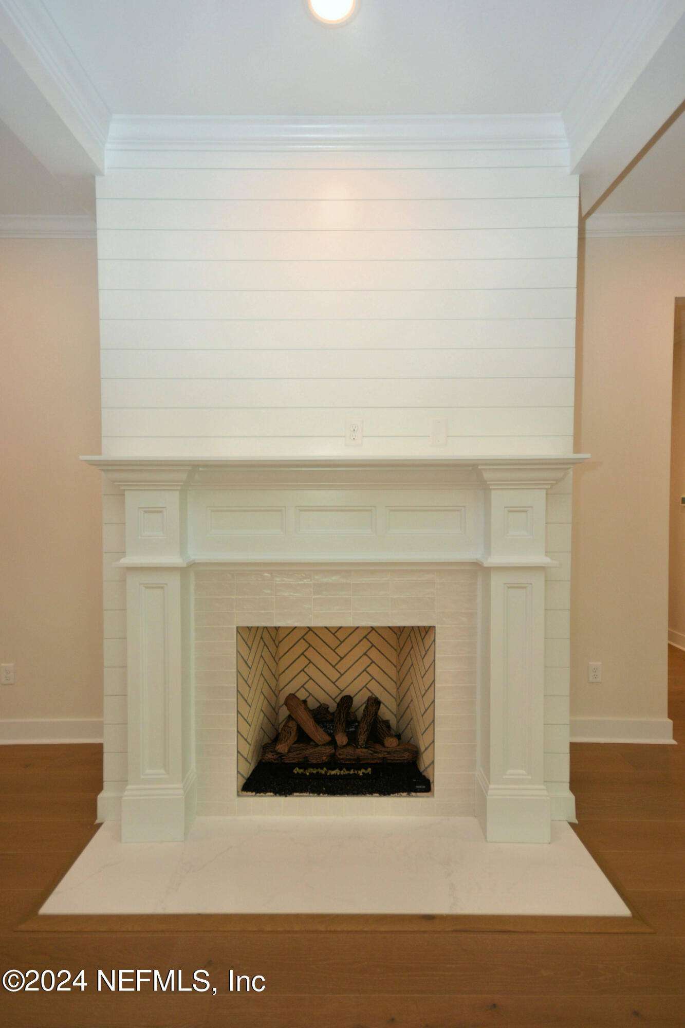 2926 RIVERBEND Walk