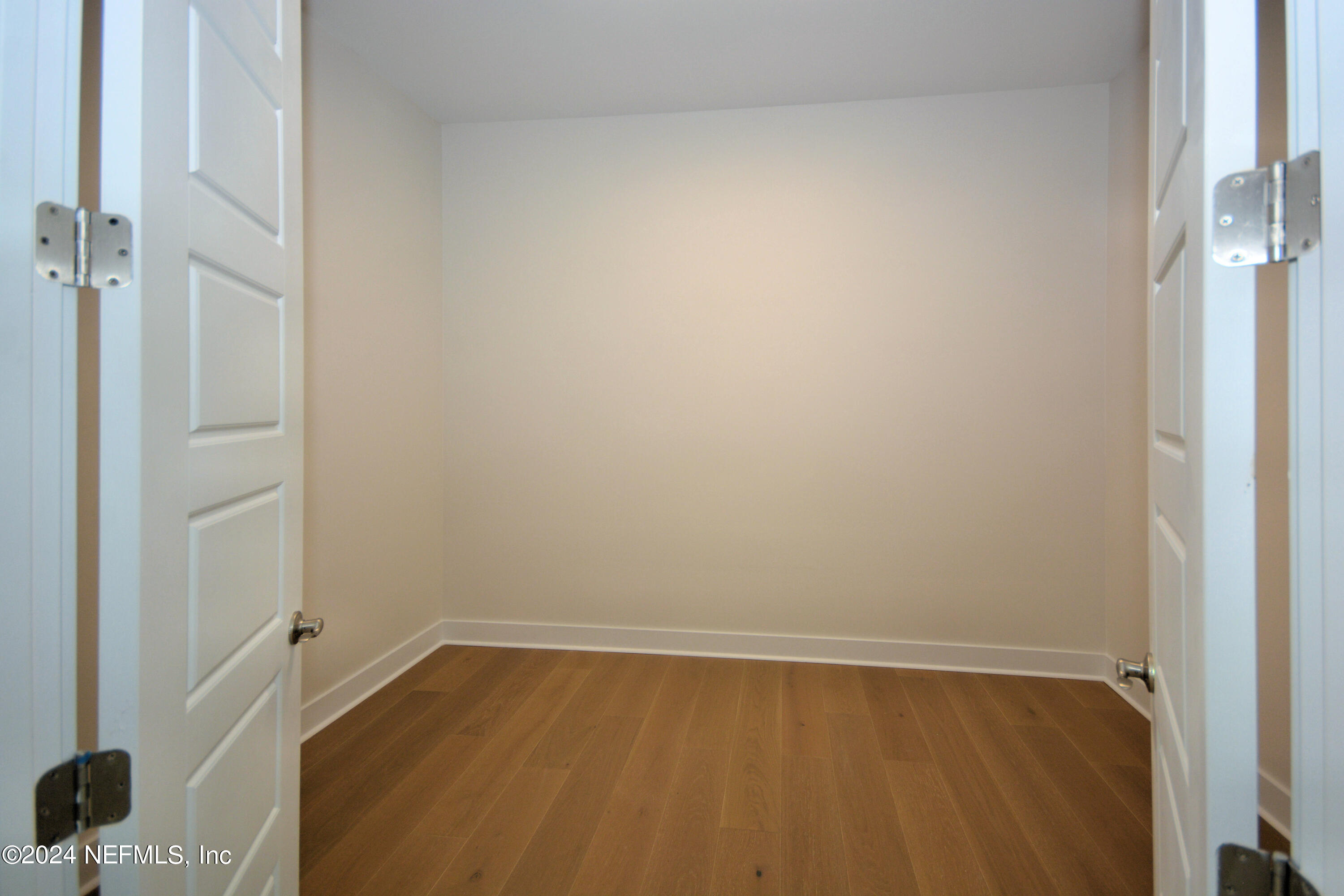 2926 RIVERBEND Walk