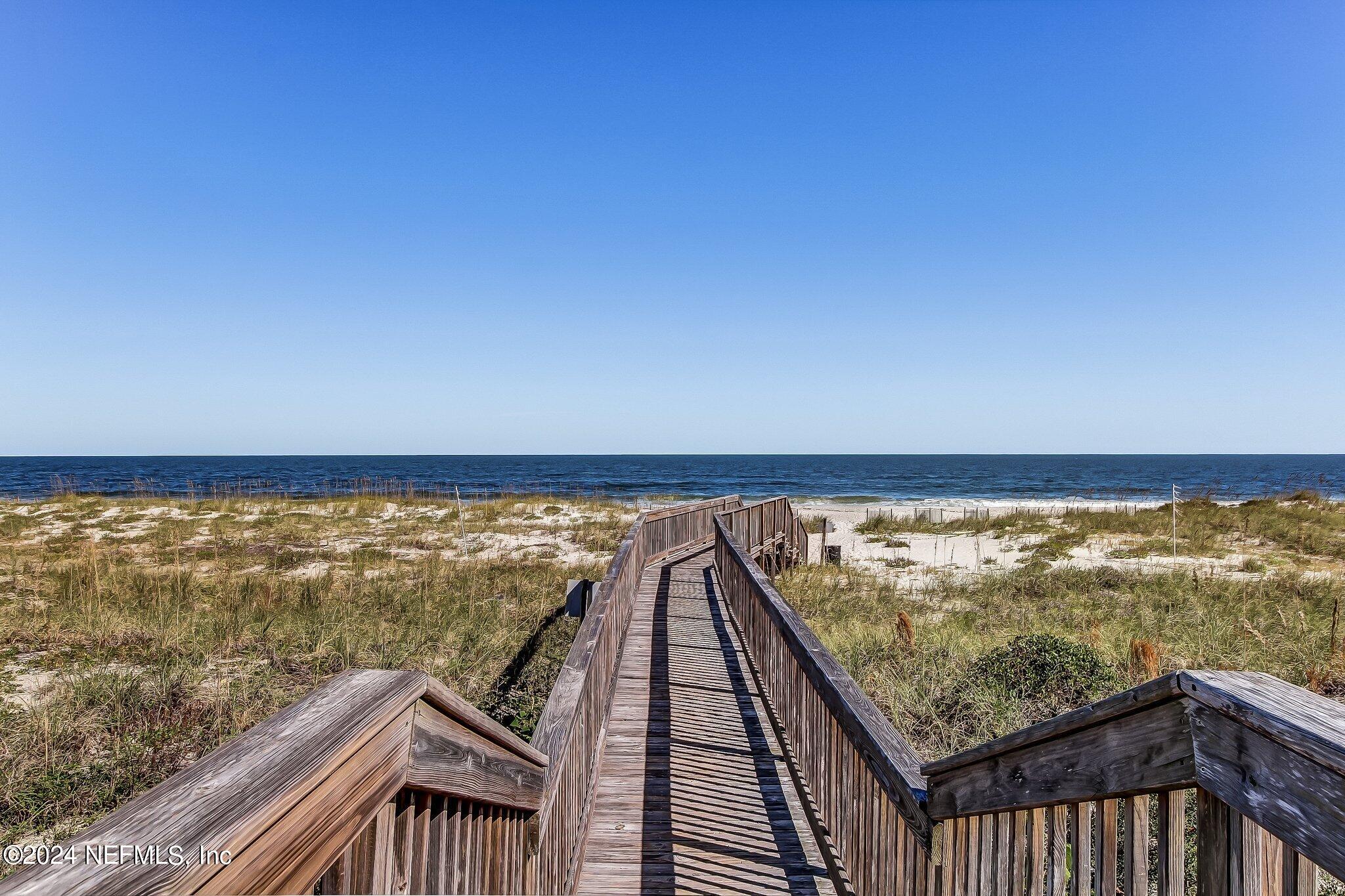 241 SANDCASTLES Court