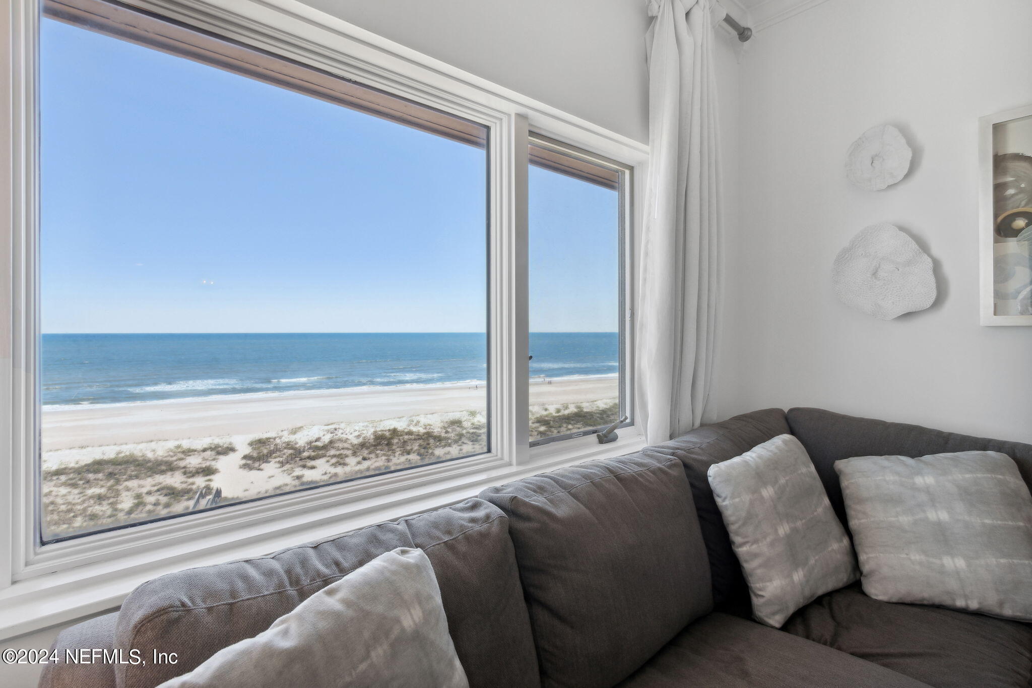 241 SANDCASTLES Court
