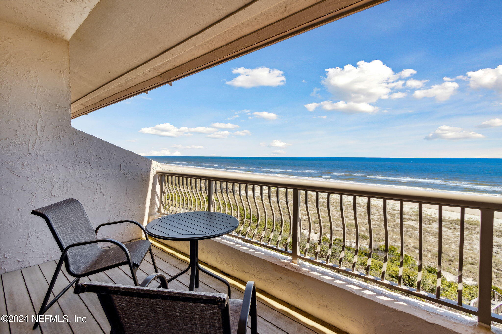 241 SANDCASTLES Court