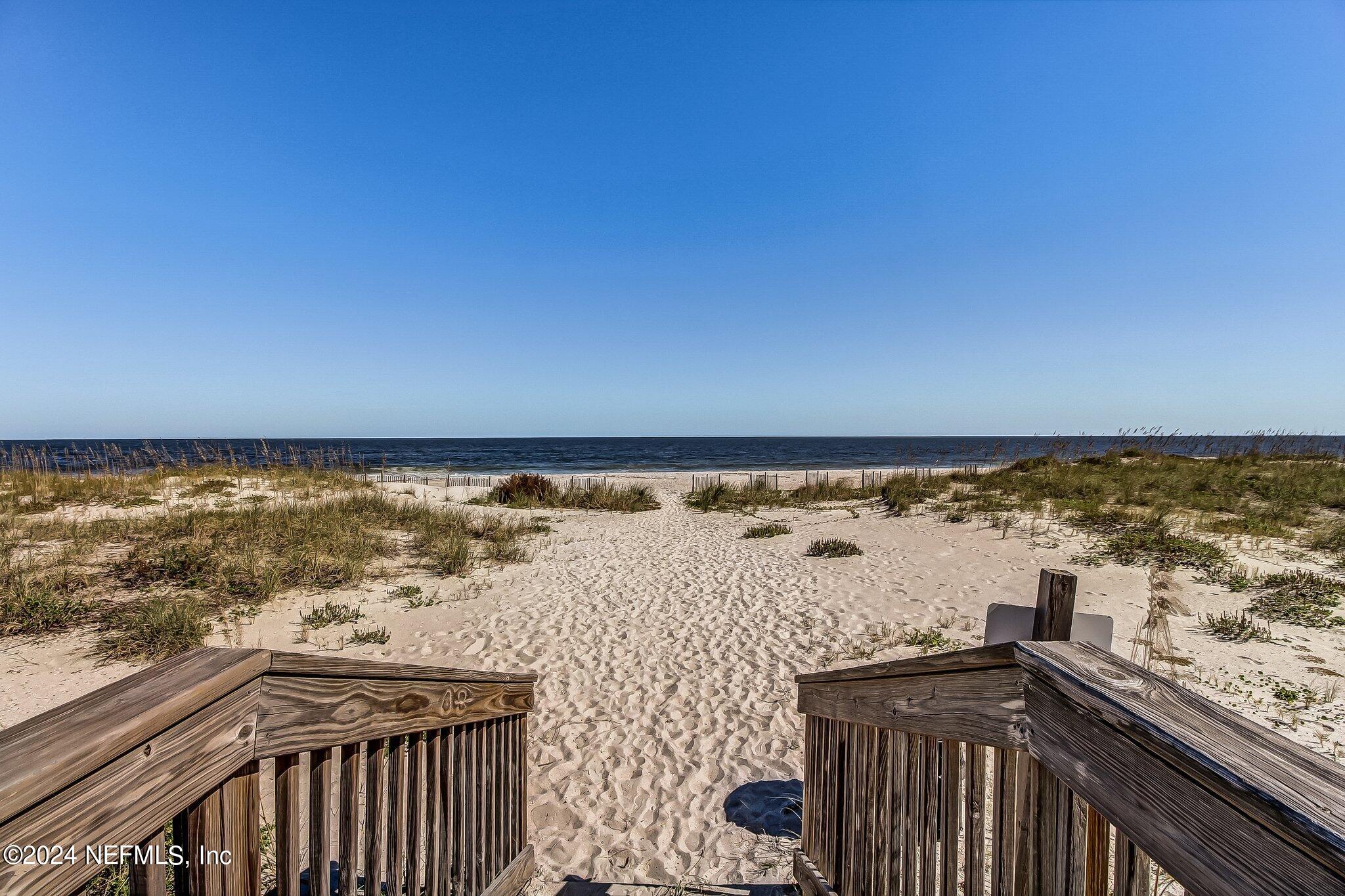 241 SANDCASTLES Court