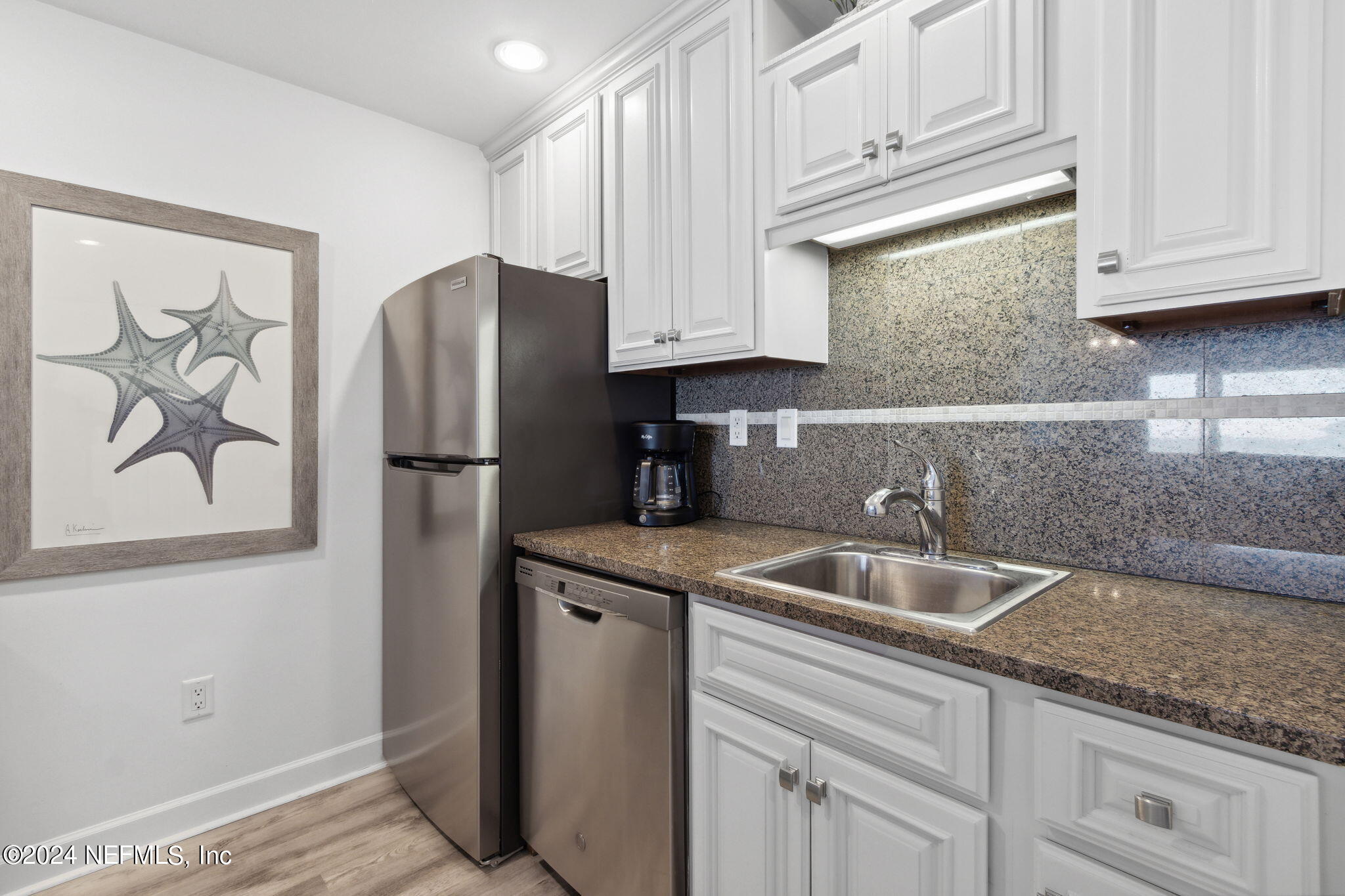 241 SANDCASTLES Court