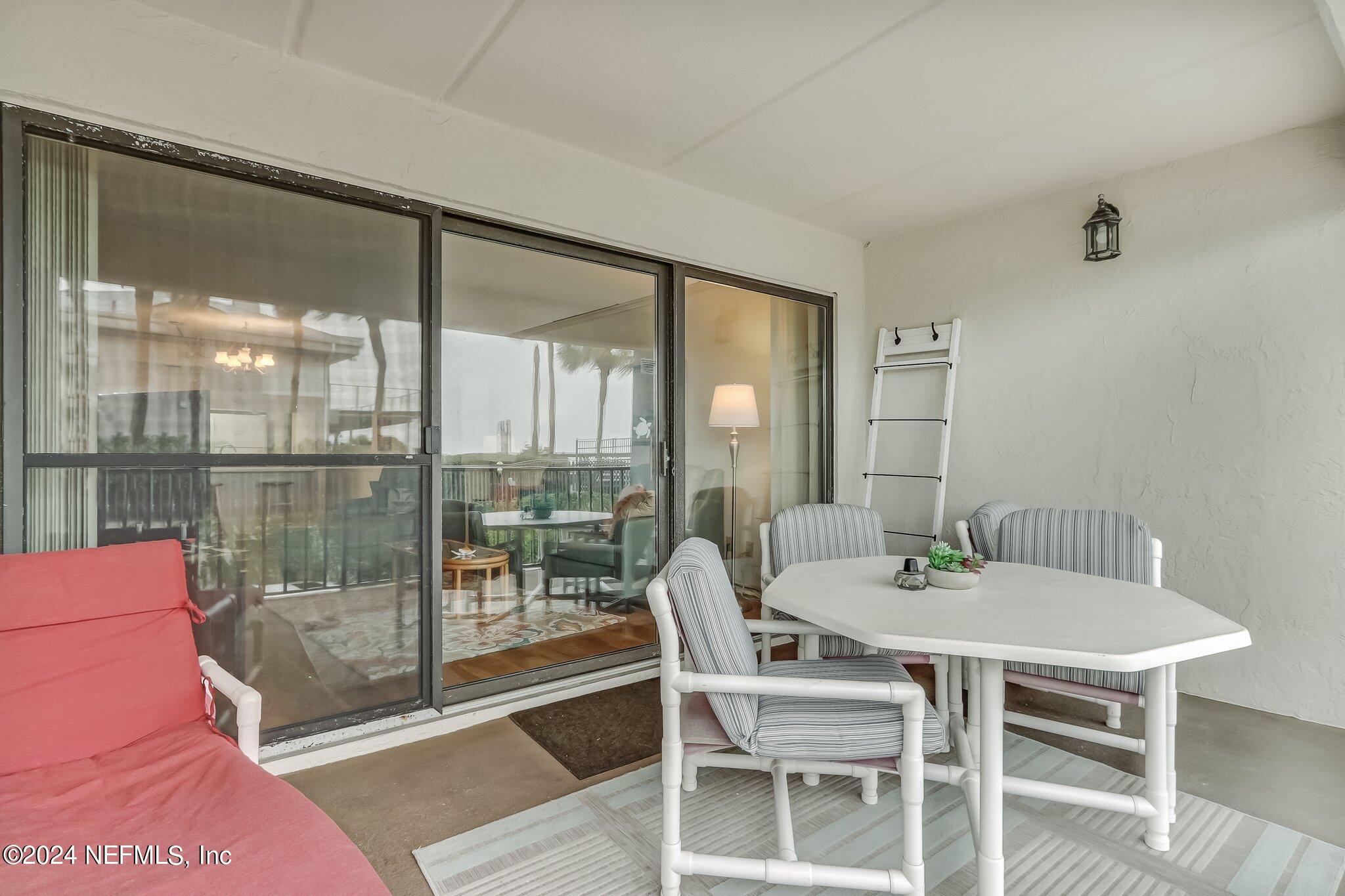 3460 S FLETCHER Avenue, 105