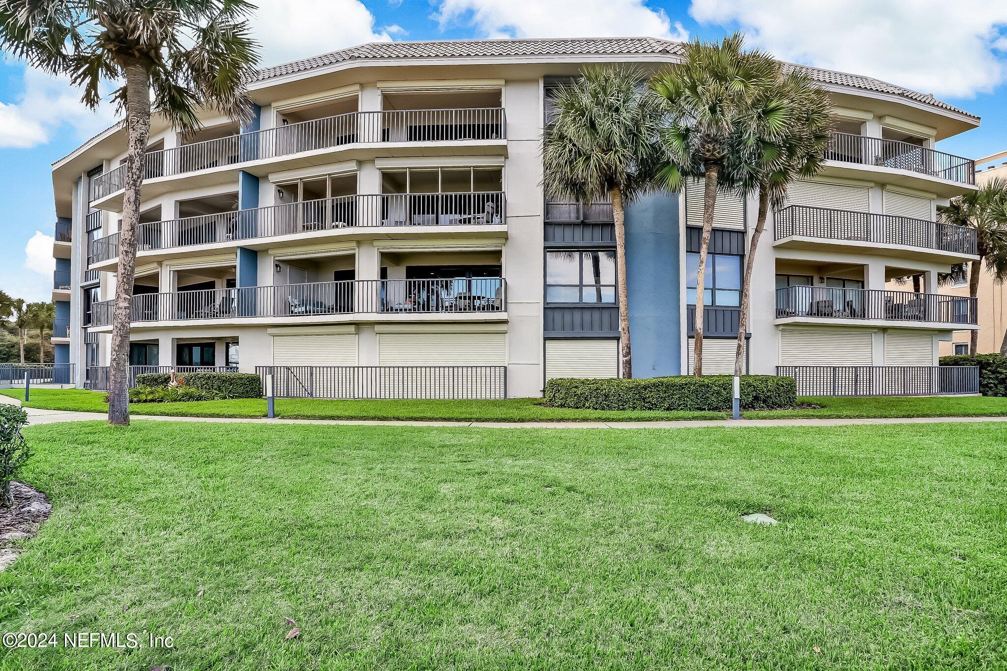 3460 S FLETCHER Avenue, 105