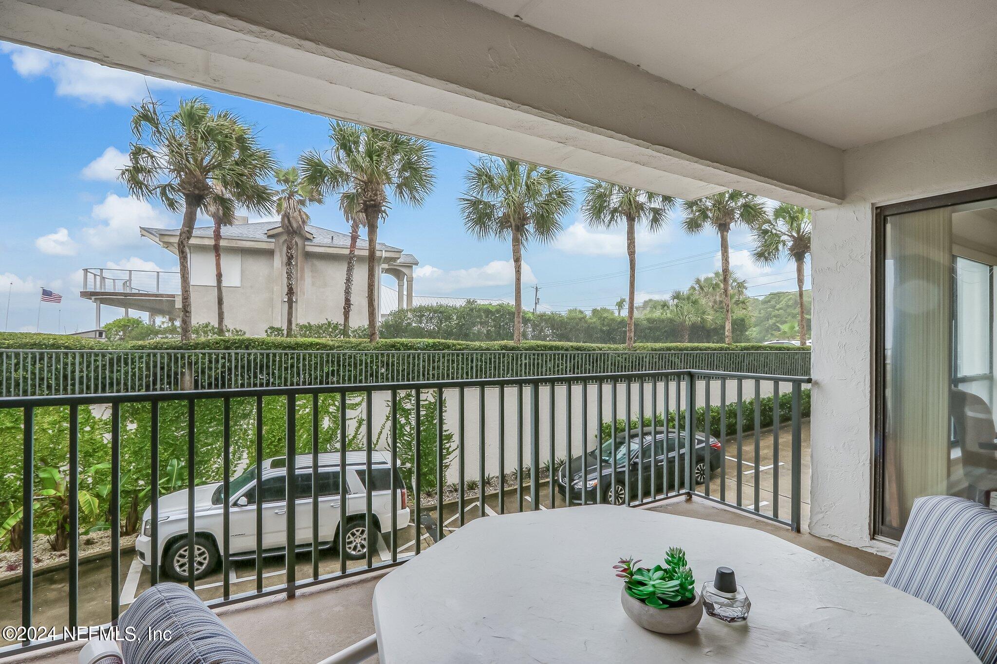 3460 S FLETCHER Avenue, 105