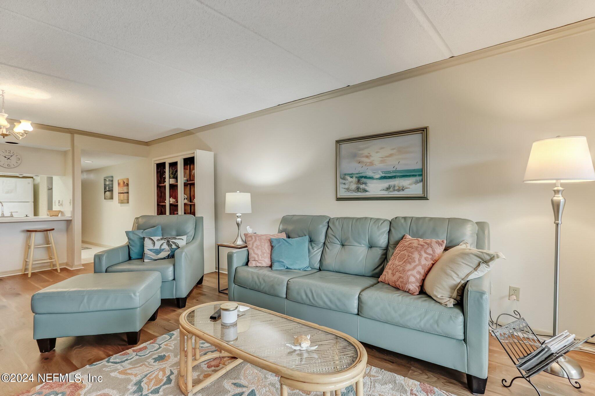 3460 S FLETCHER Avenue, 105