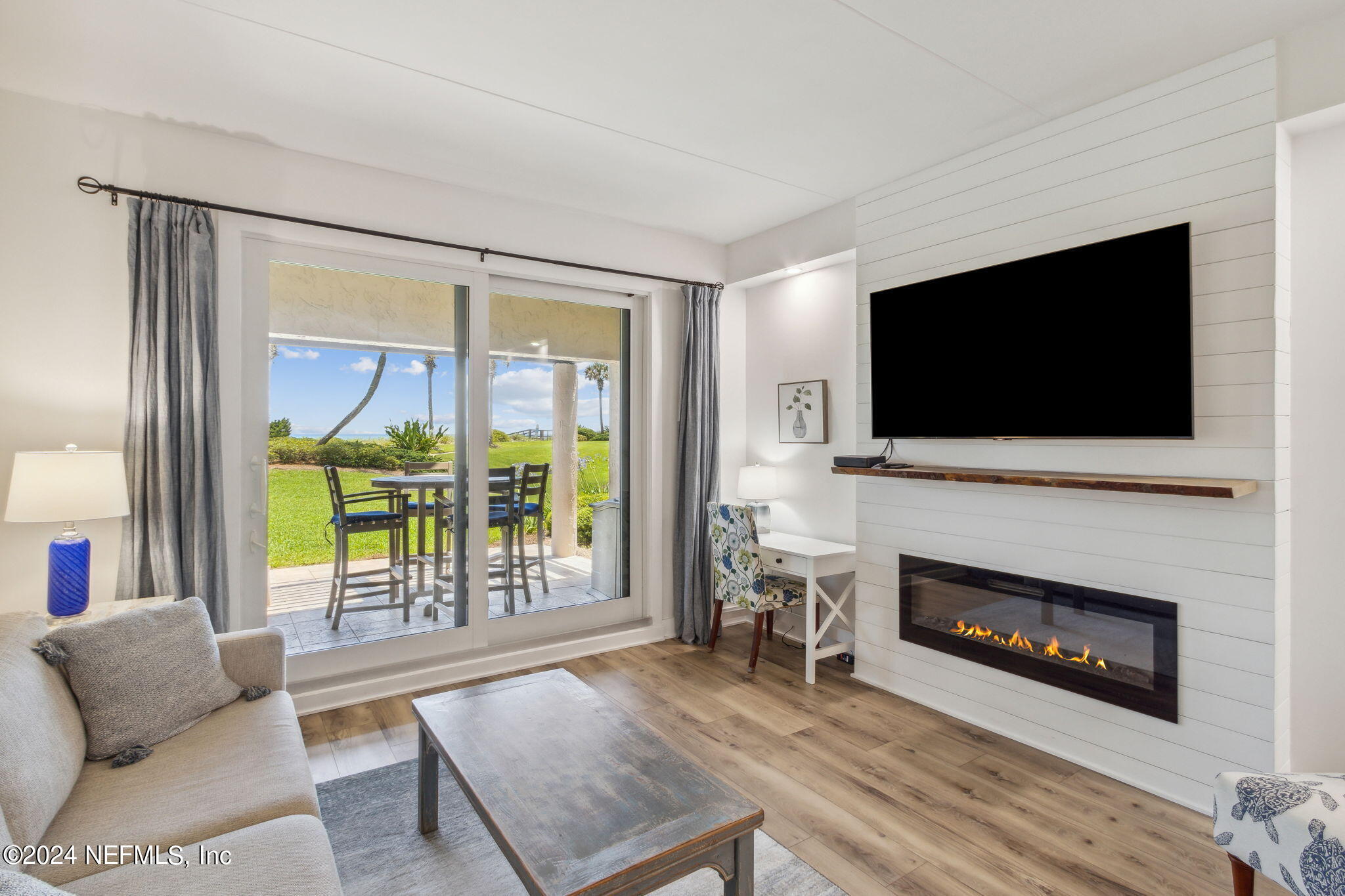 1612 SEA DUNES Place 1609