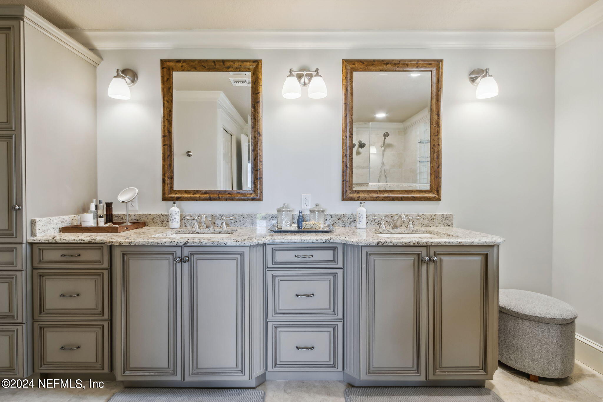 424 BEACHSIDE Place, 424