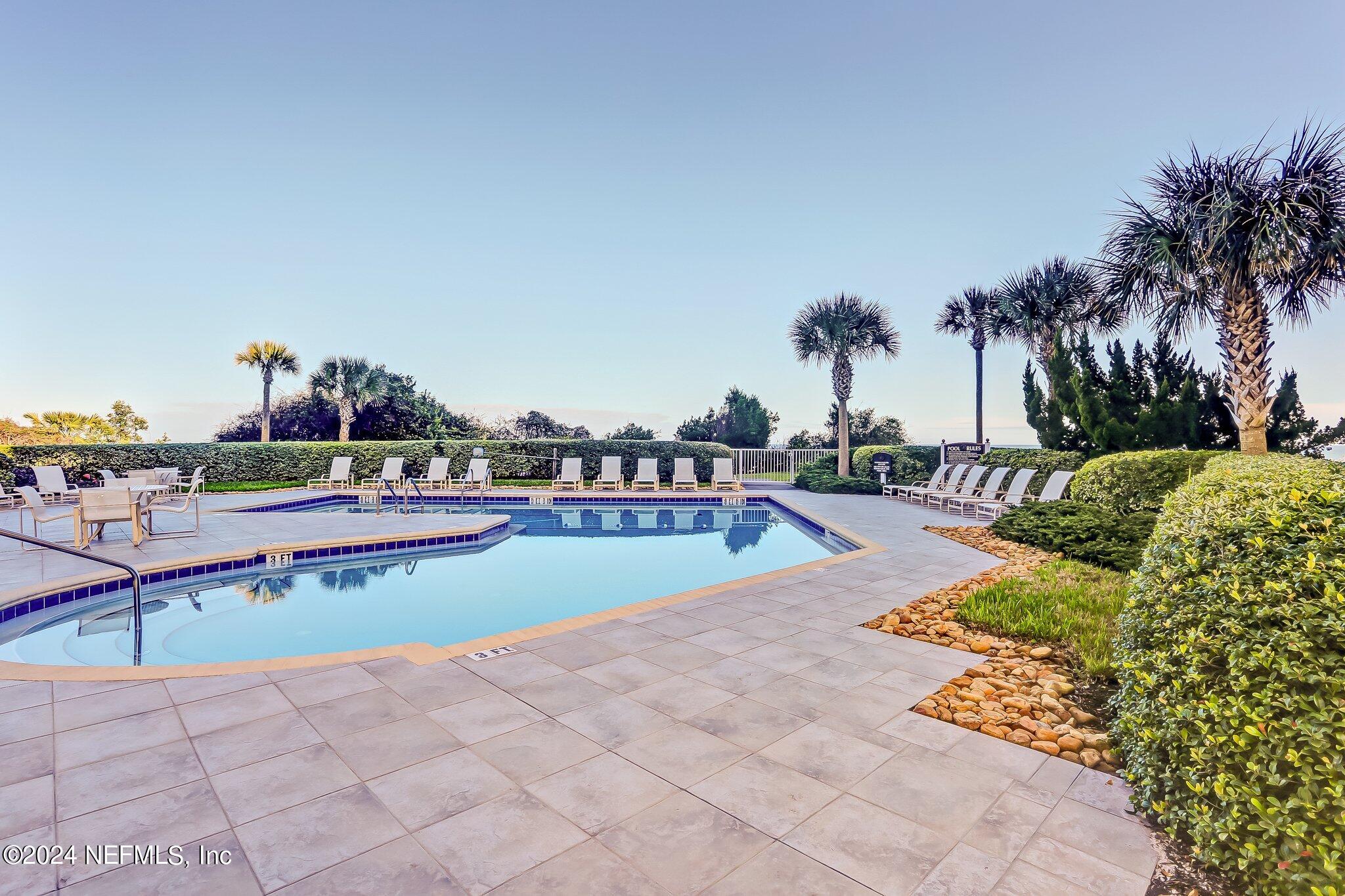 424 BEACHSIDE Place, 424