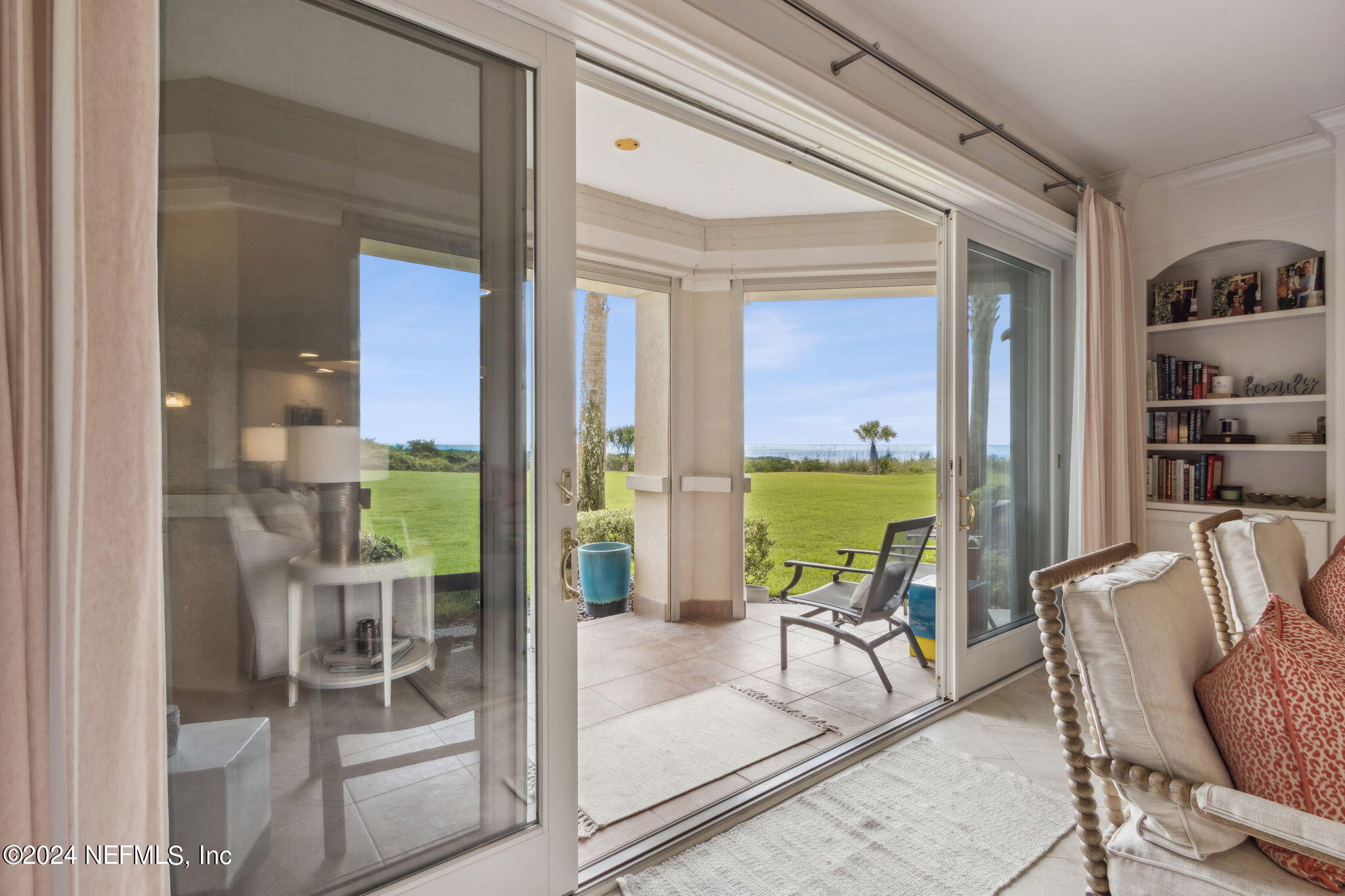 424 BEACHSIDE Place, 424