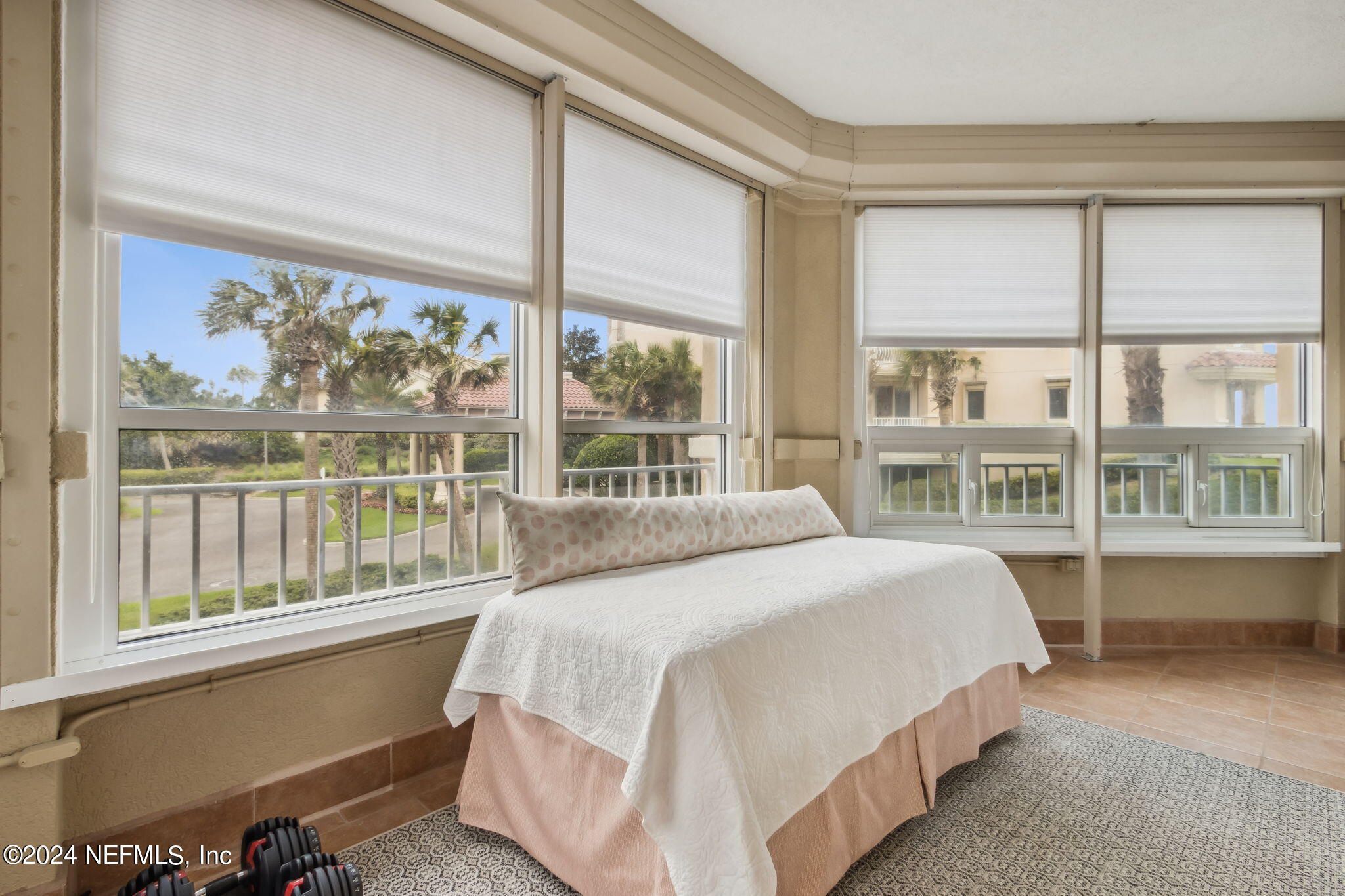 424 BEACHSIDE Place, 424