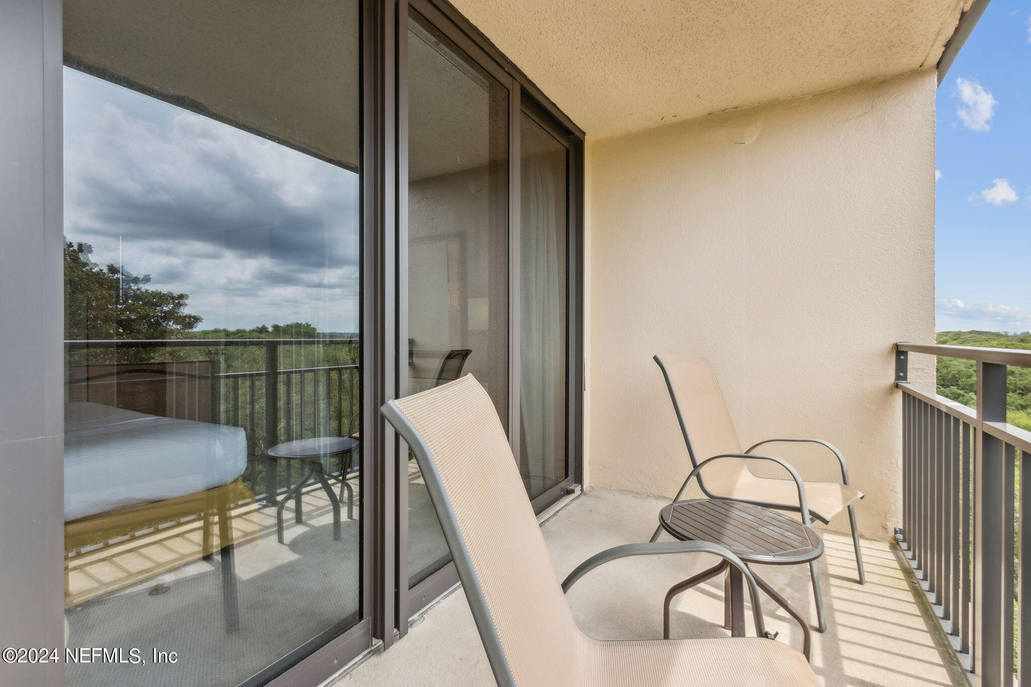 1177 BEACH WALKER Road 1177