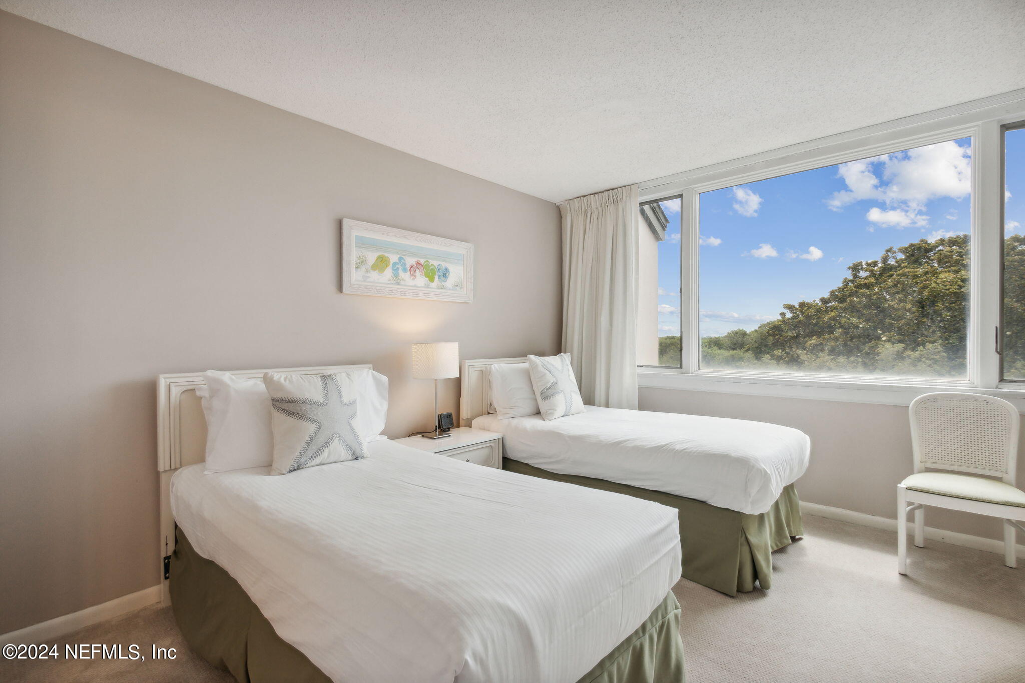 1177 BEACH WALKER Road 1177
