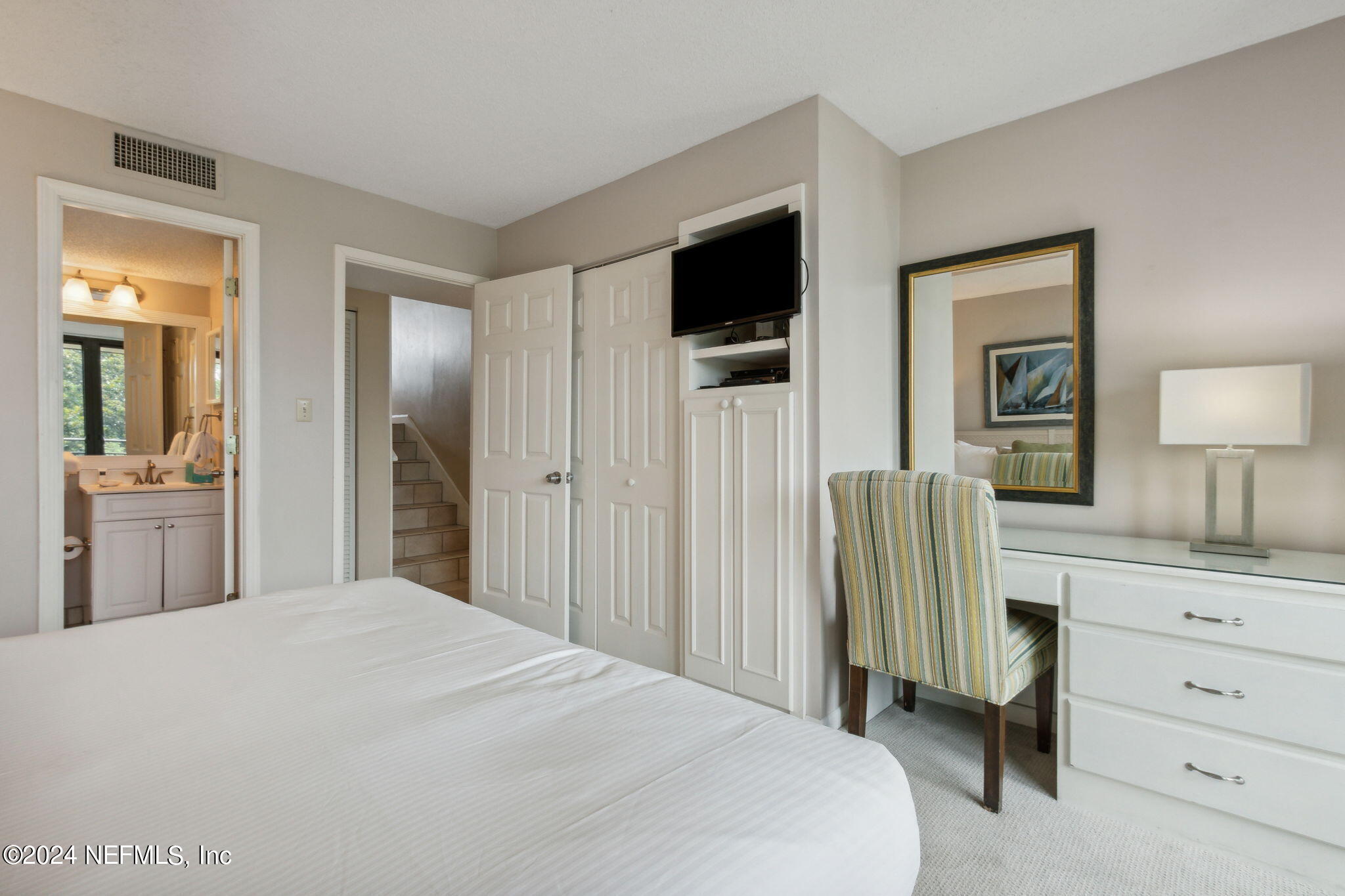 1177 BEACH WALKER Road 1177
