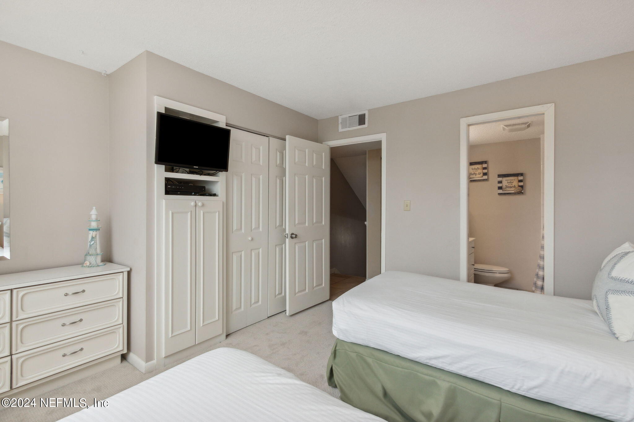 1177 BEACH WALKER Road 1177
