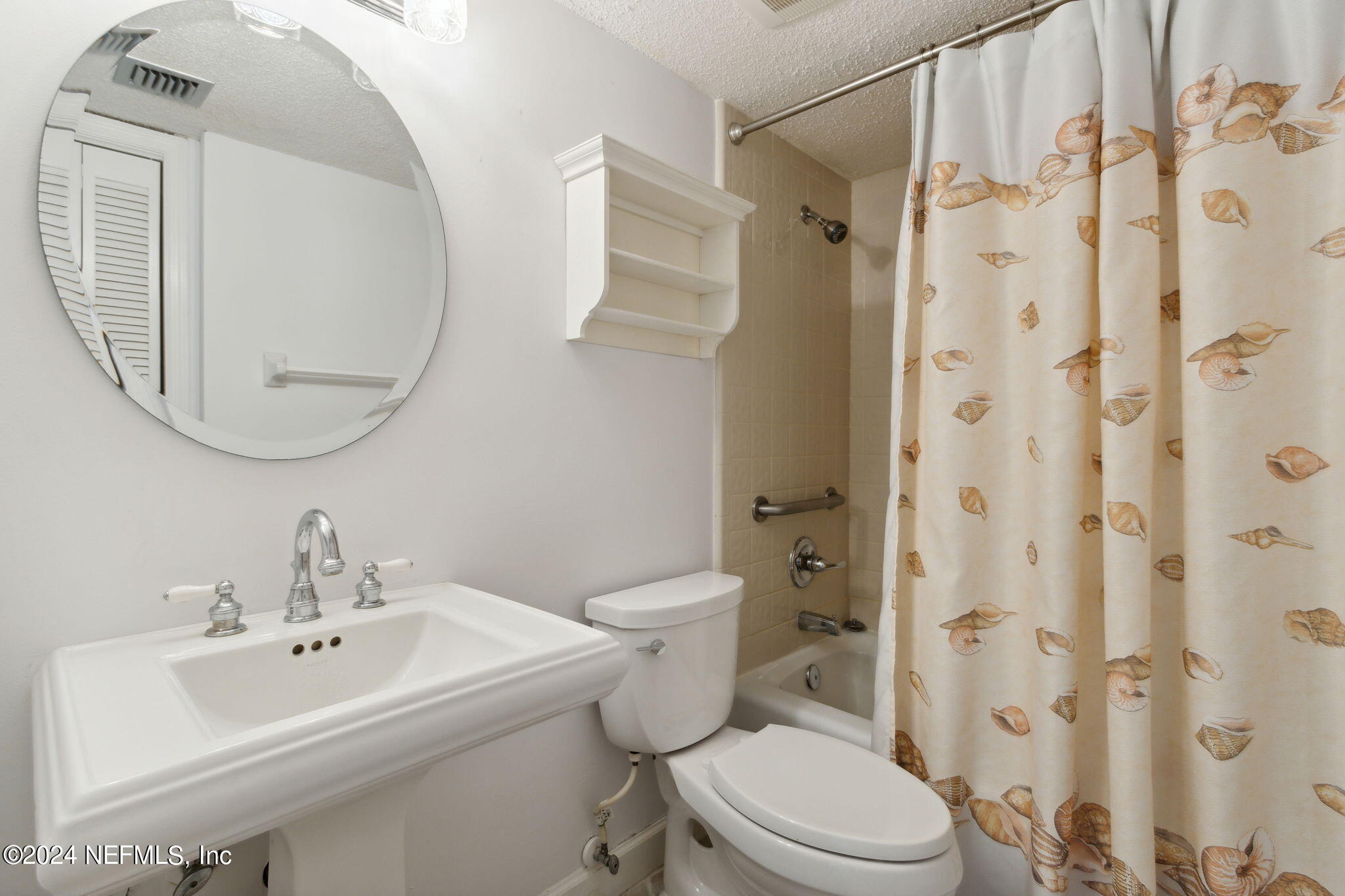 3460 S FLETCHER Avenue, 305