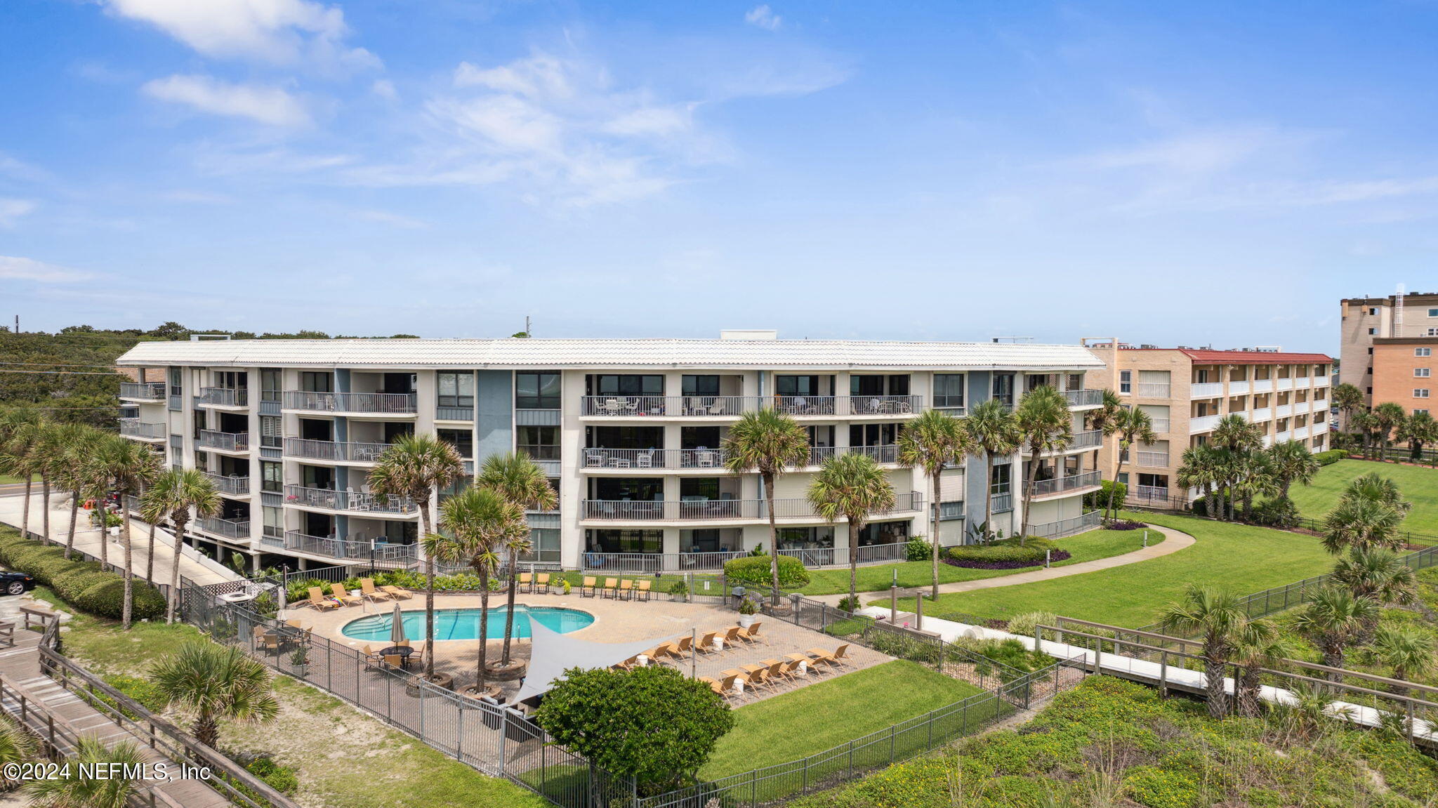 3460 S FLETCHER Avenue, 305