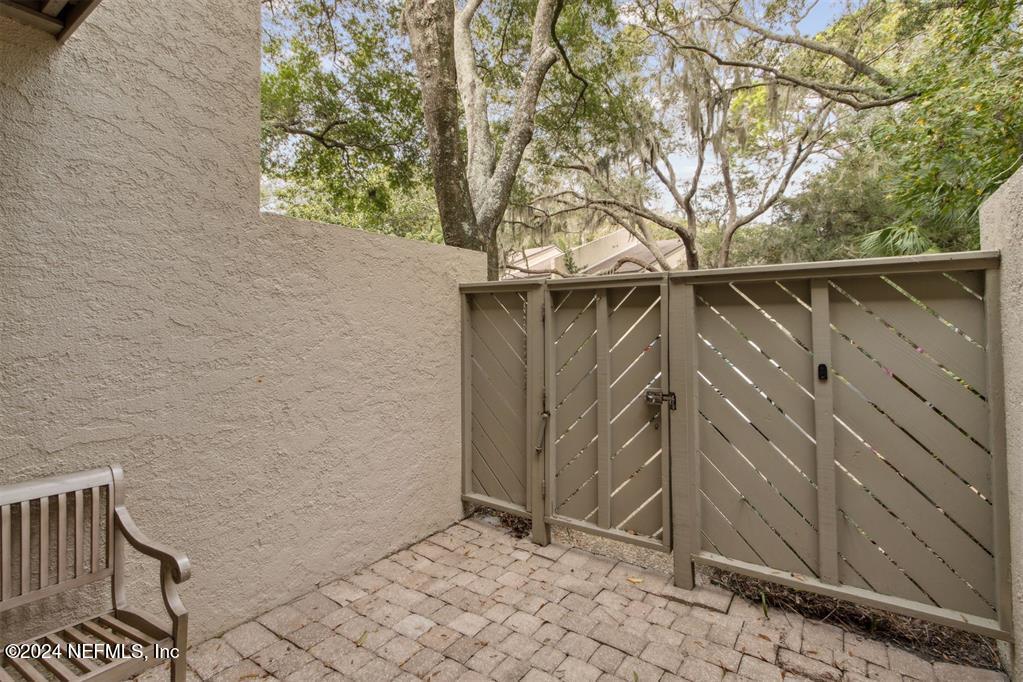 3041 SEA MARSH Road, 3041