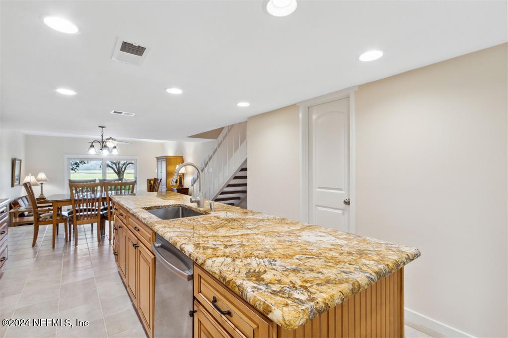 3041 SEA MARSH Road, 3041