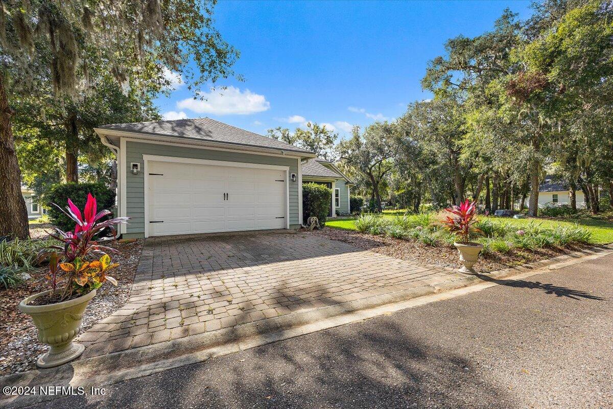 29243 GRANDVIEW MANOR Manor