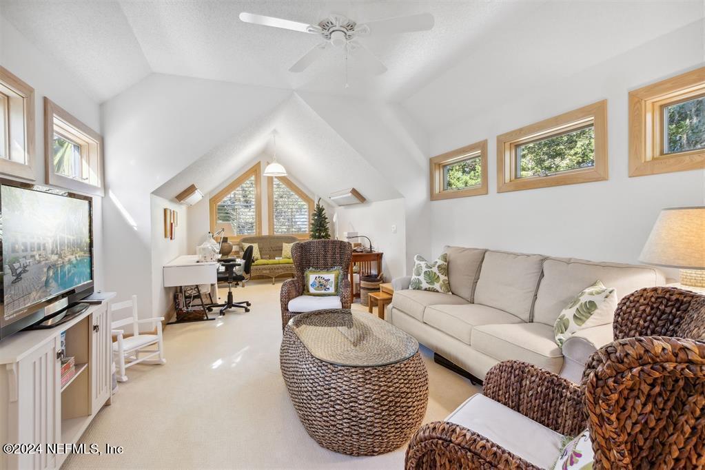 4 FOXTAIL Road